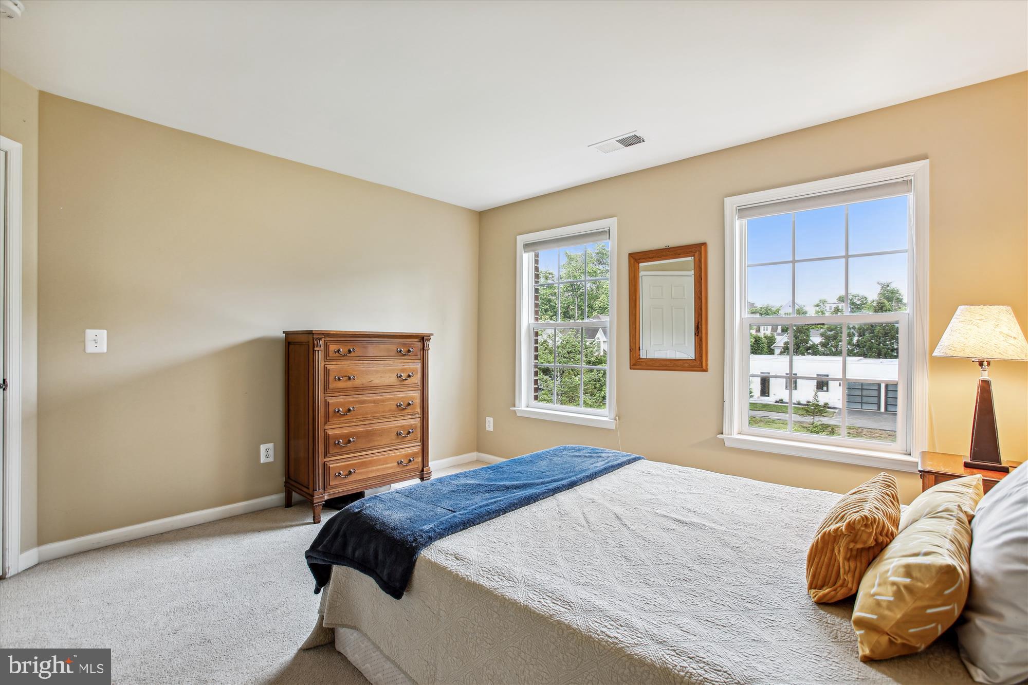 Real estate listing preview #46