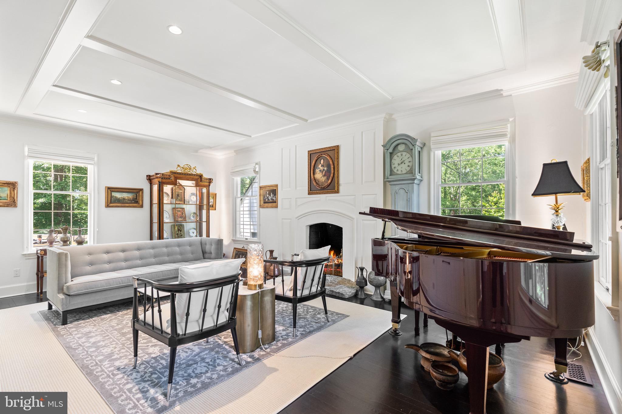 Real estate listing preview #4