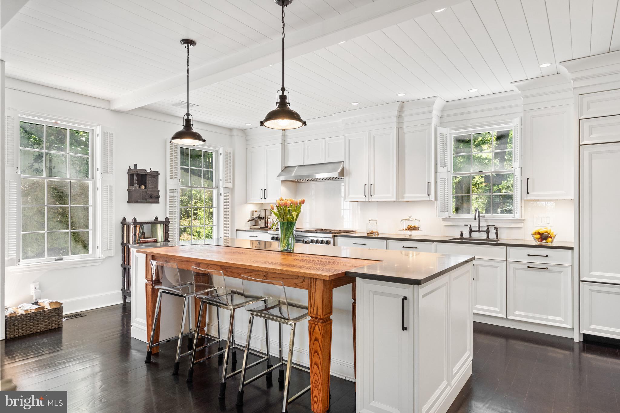 Real estate listing preview #11