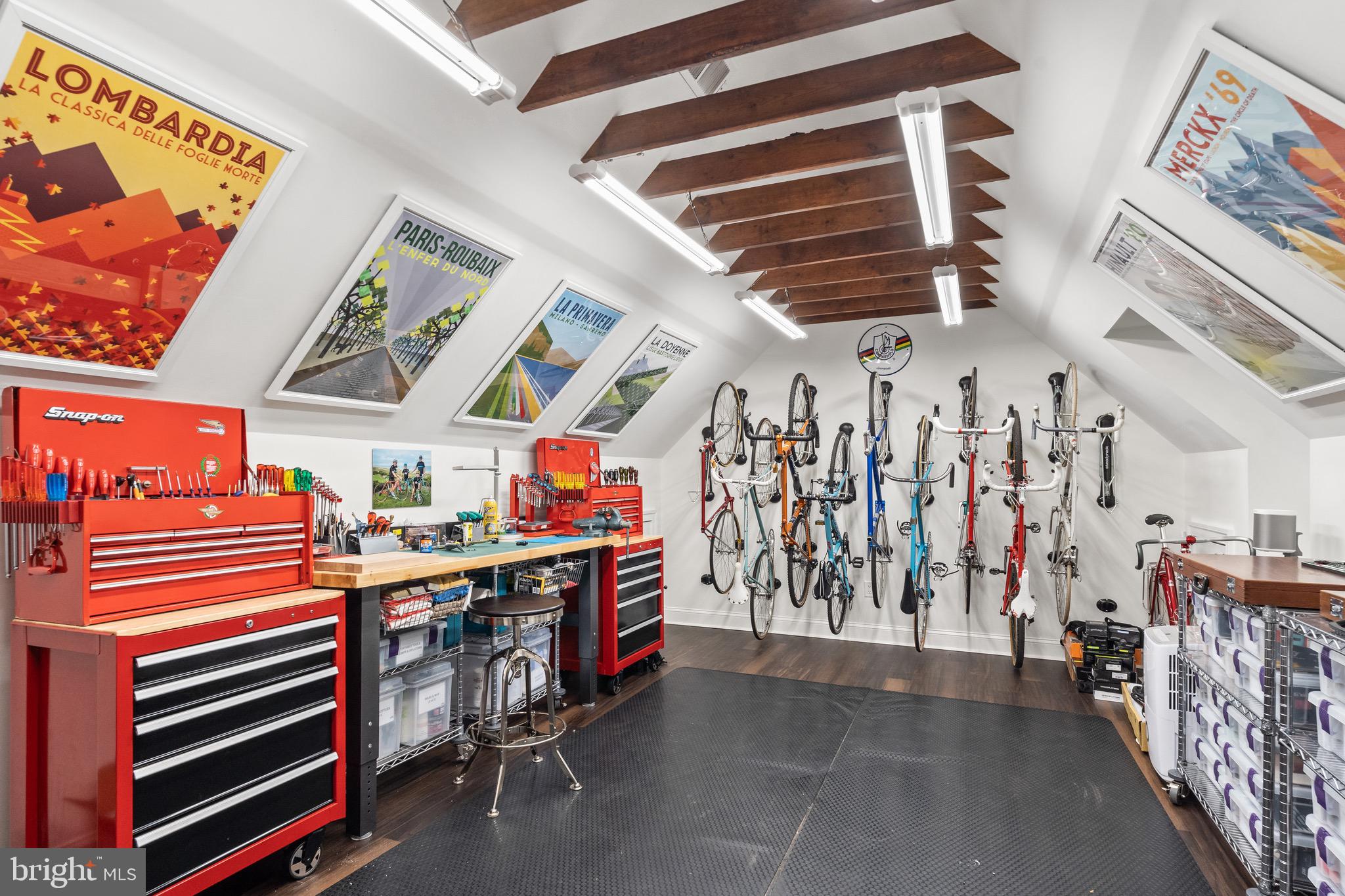 Real estate listing preview #33