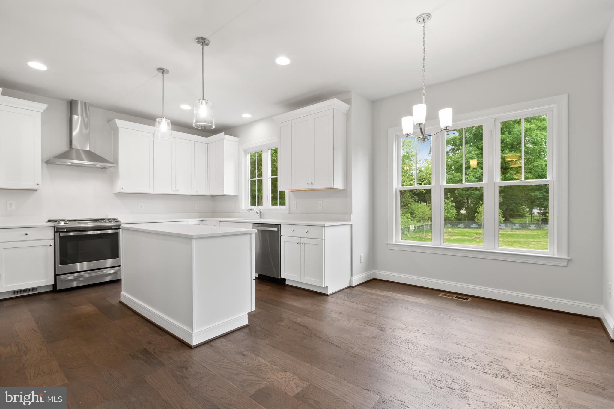 Real estate listing preview #7