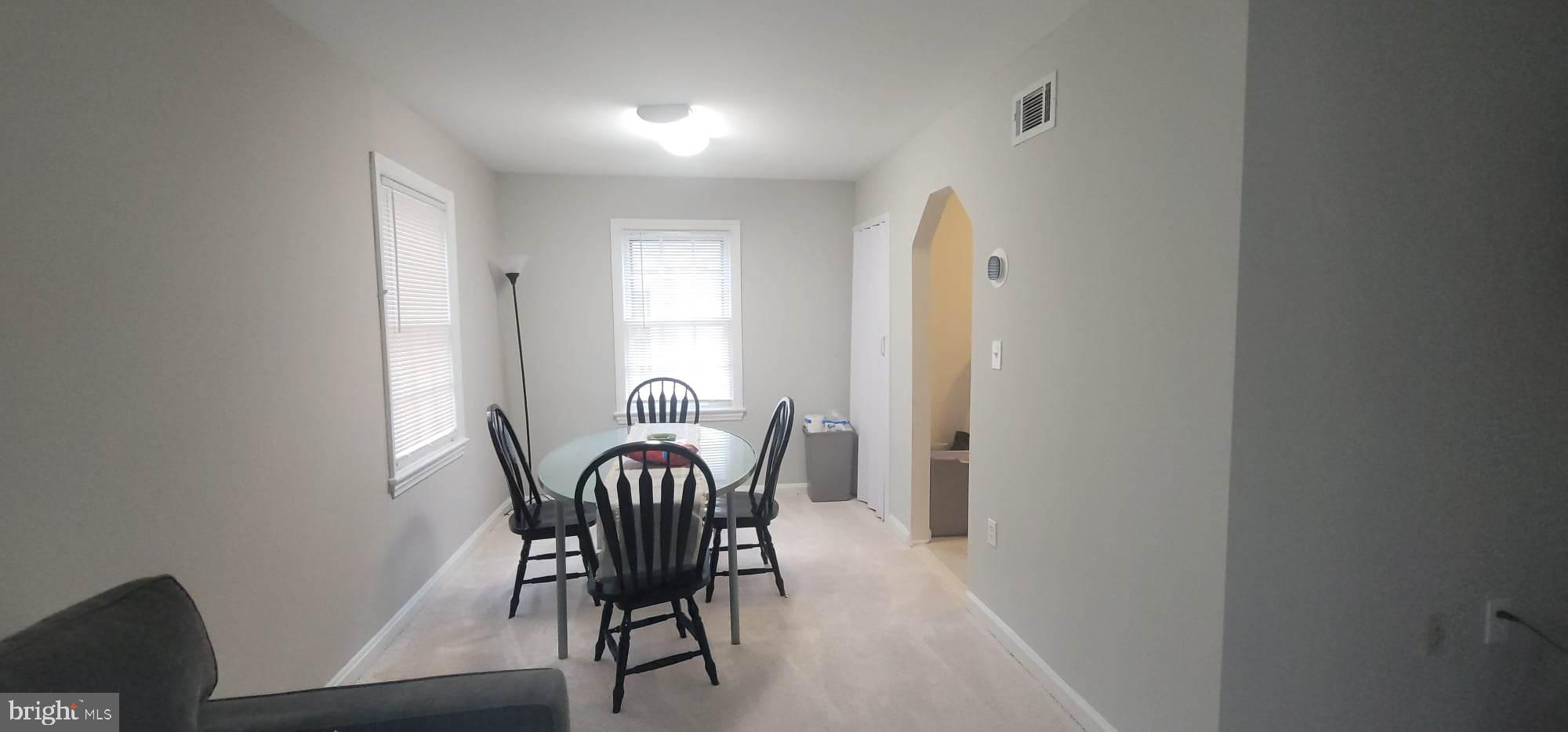 Real estate listing preview #6