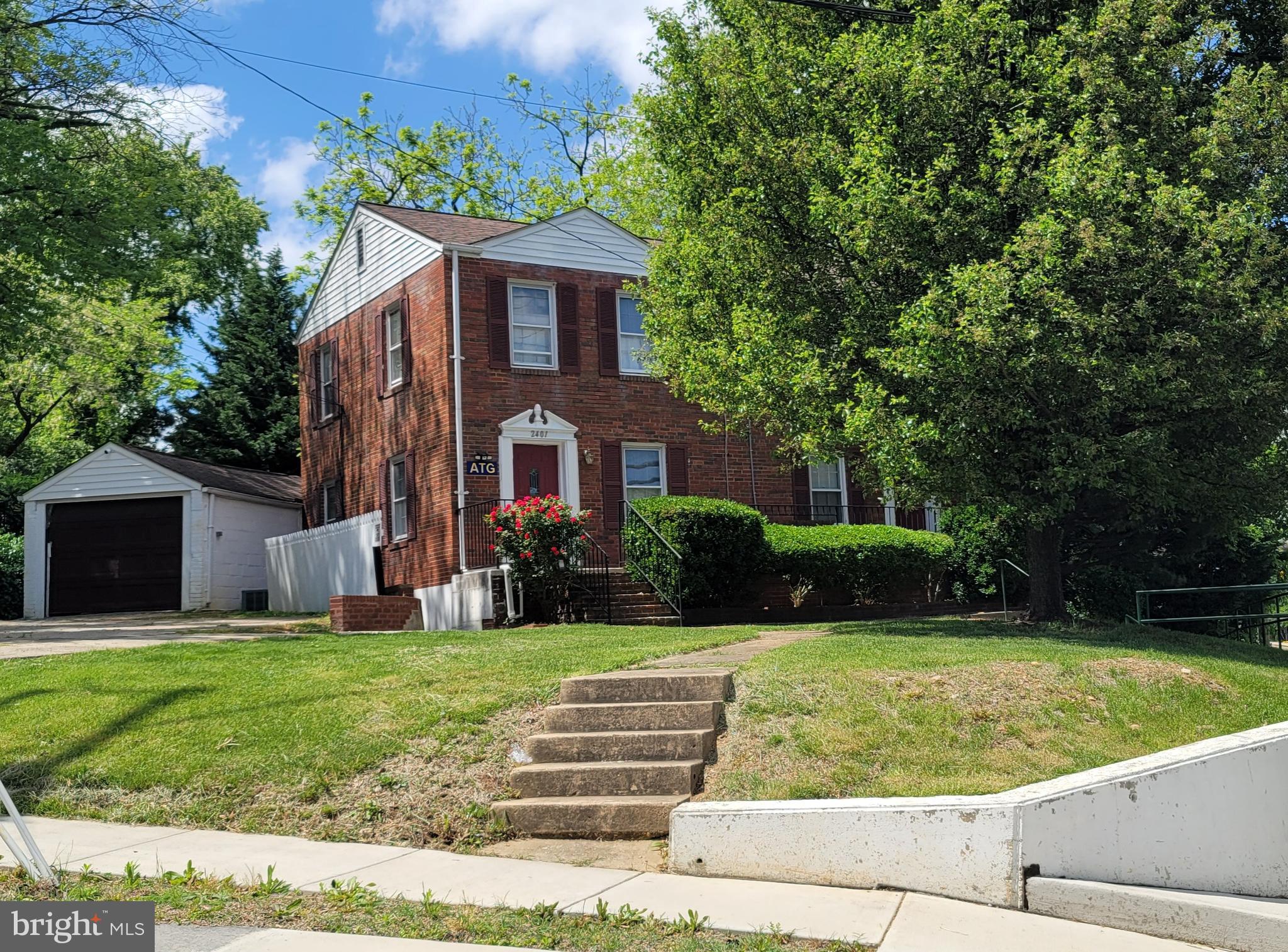 Real estate listing preview #1