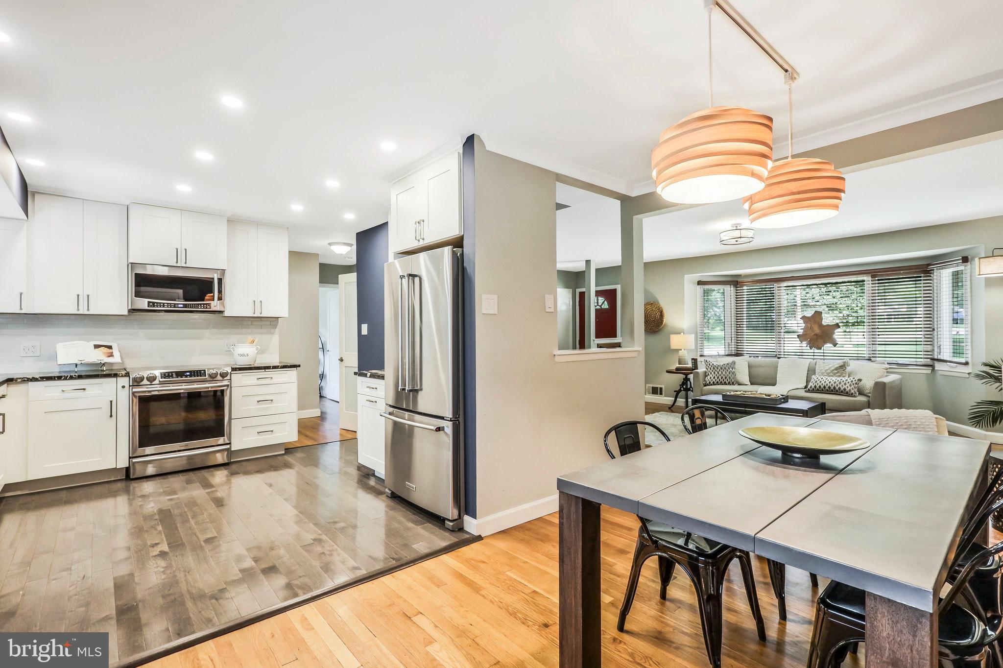 Real estate listing preview #9