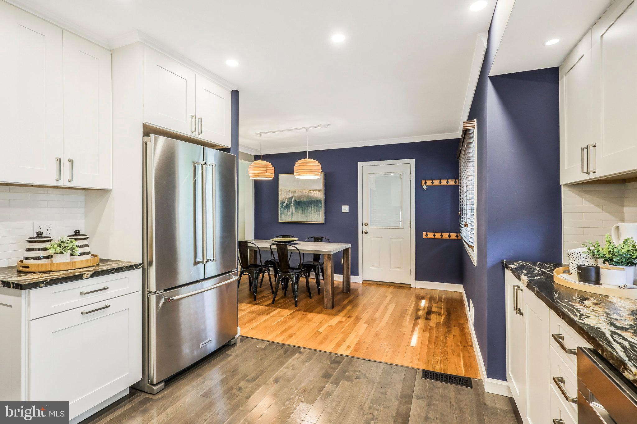 Real estate listing preview #8