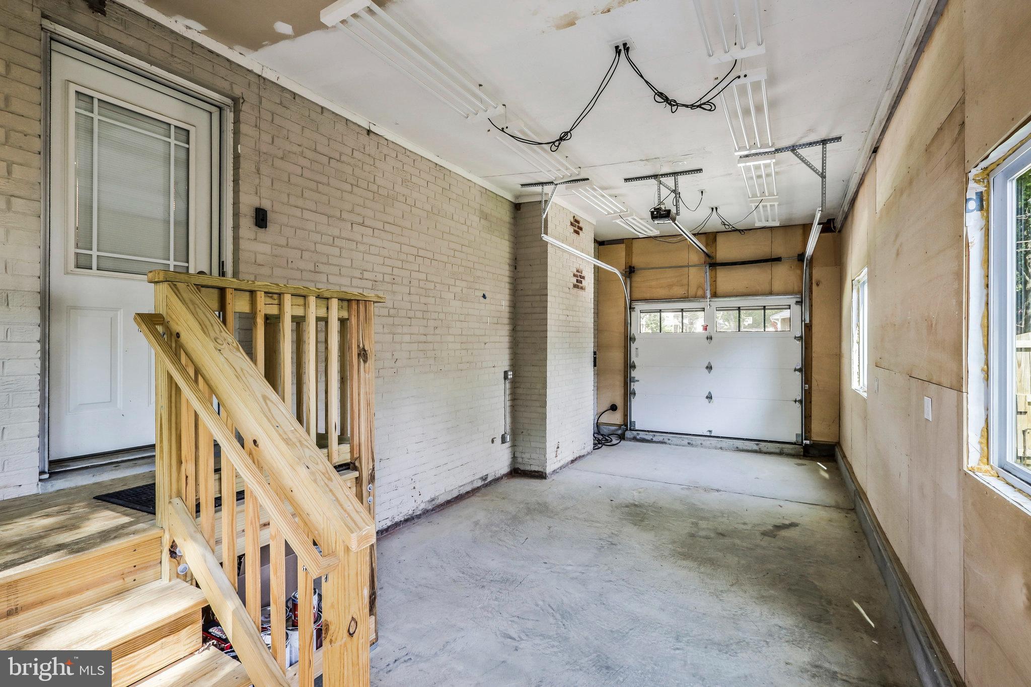 Real estate listing preview #32