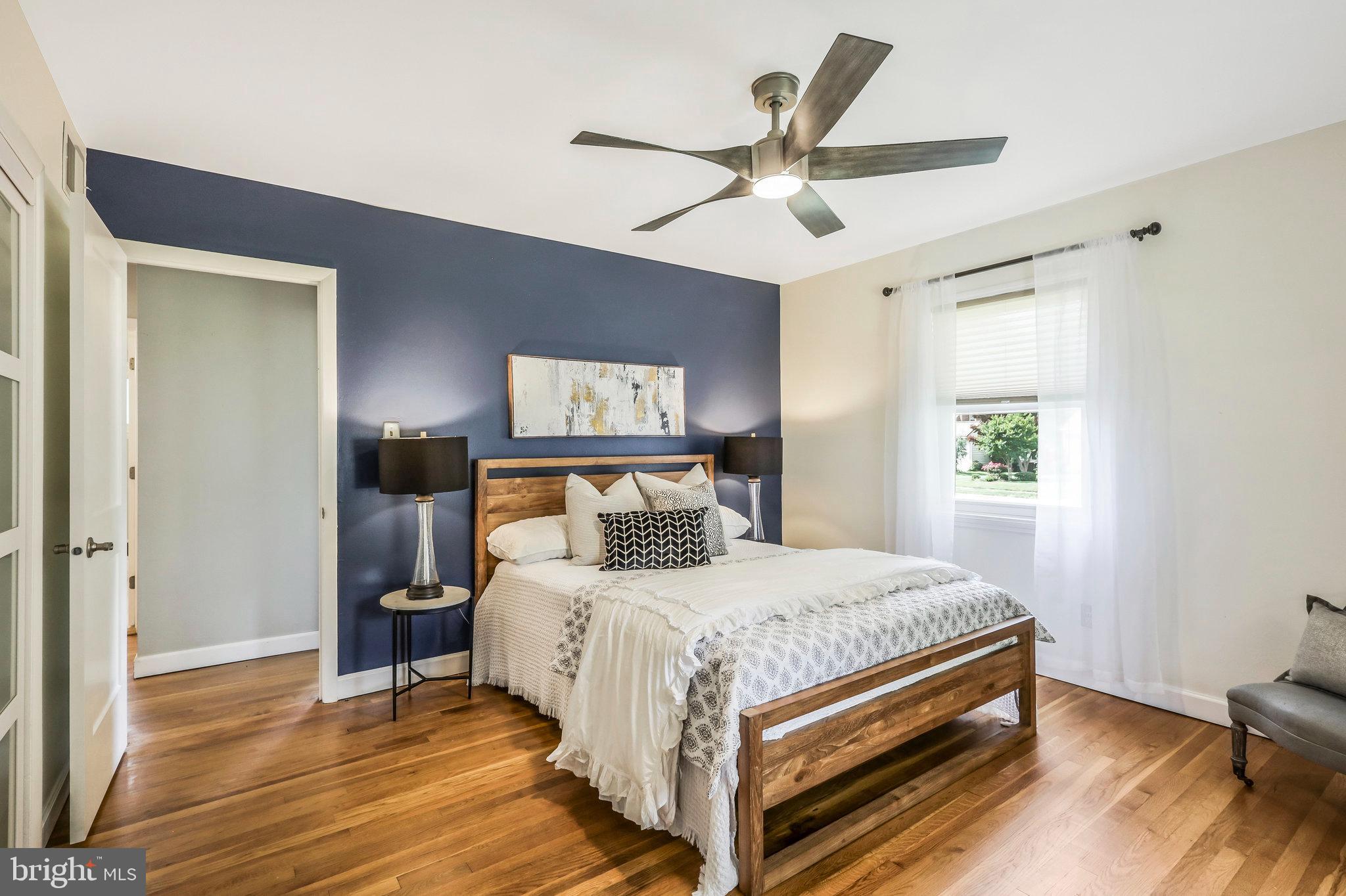 Real estate listing preview #12