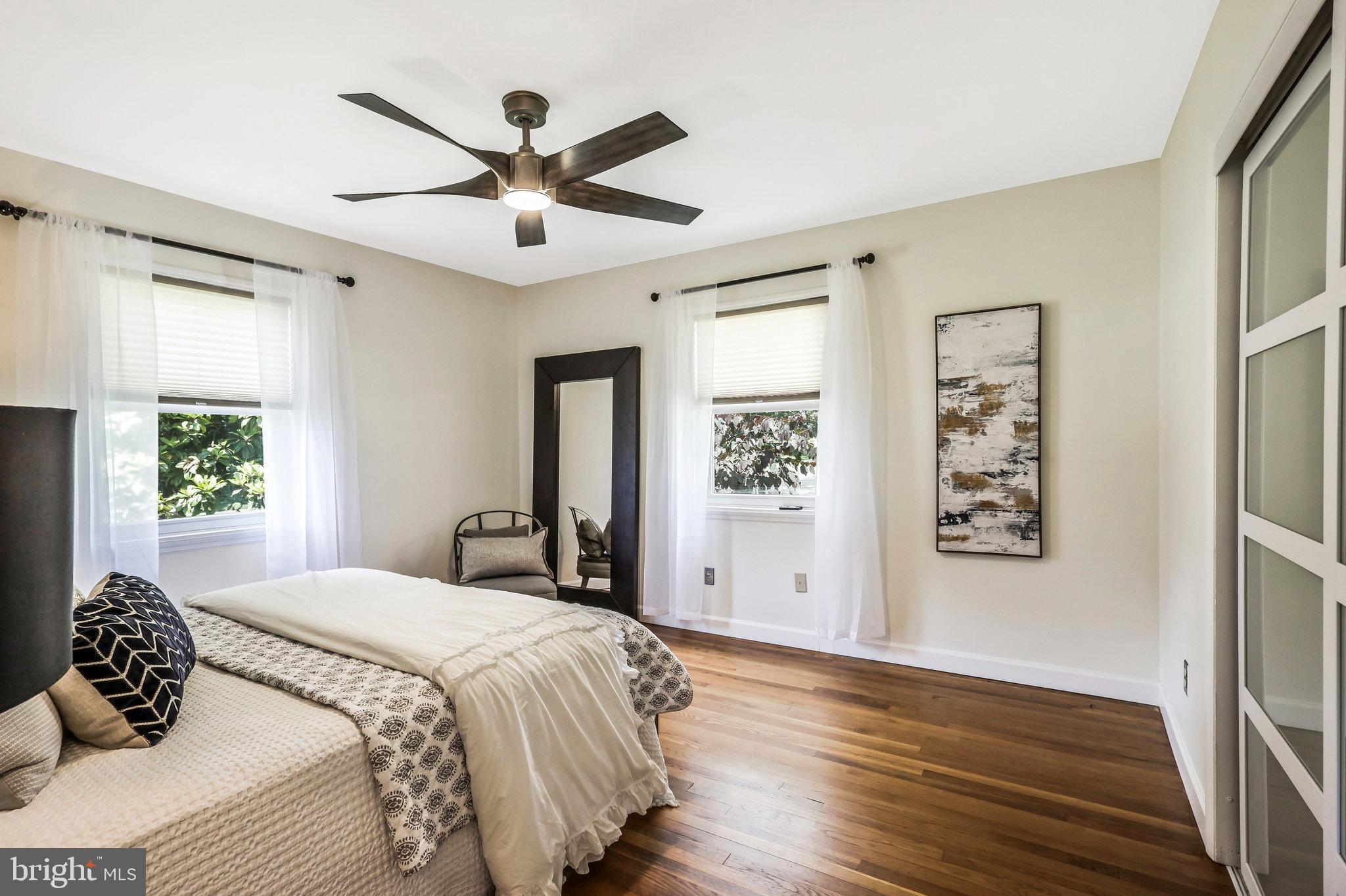 Real estate listing preview #14