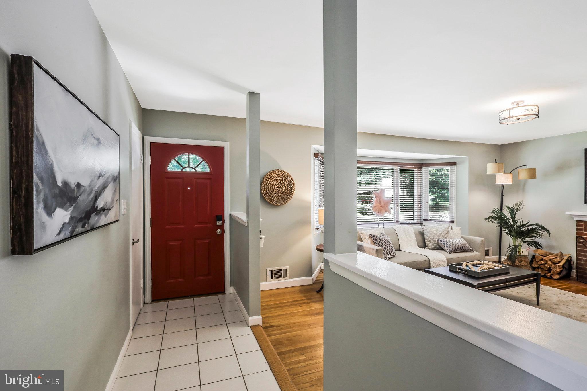 Real estate listing preview #2