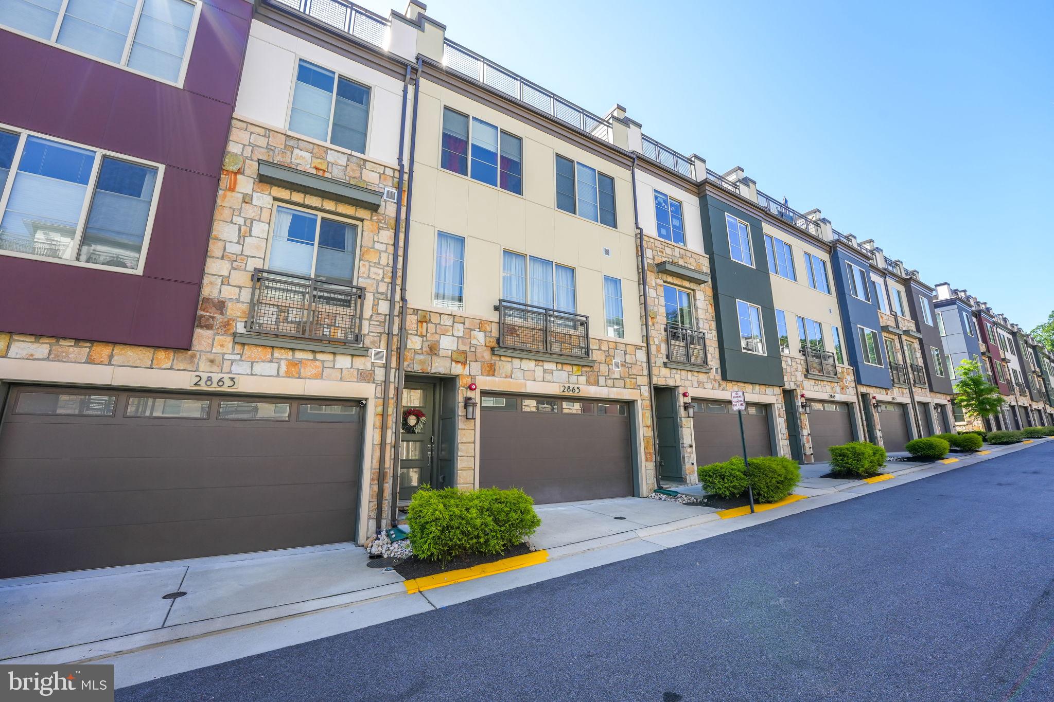 Real estate listing preview #1