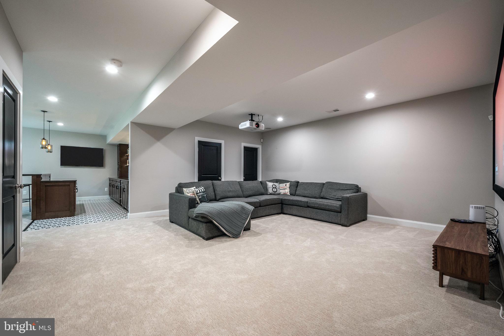 Real estate listing preview #48