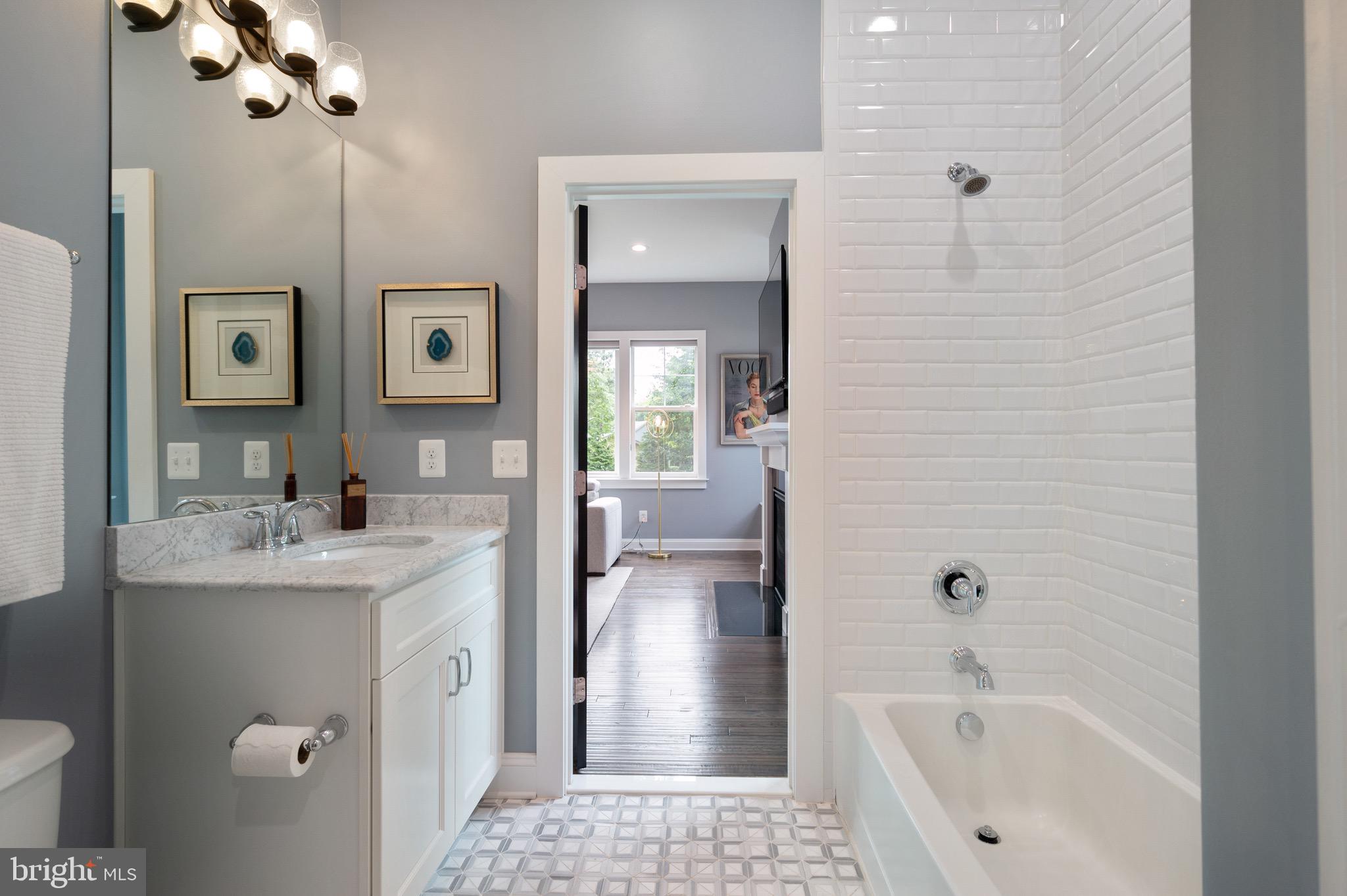 Real estate listing preview #22