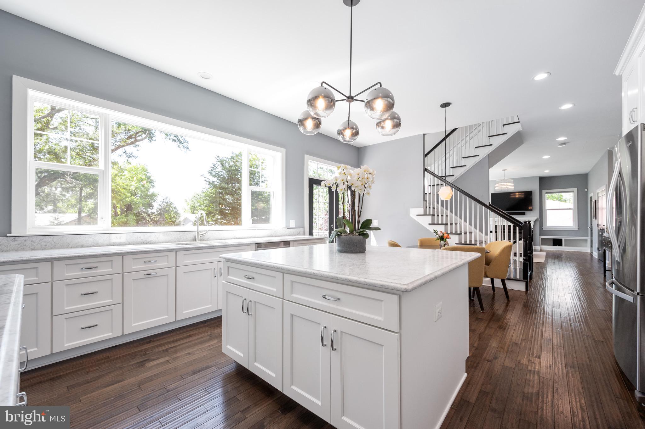 Real estate listing preview #9