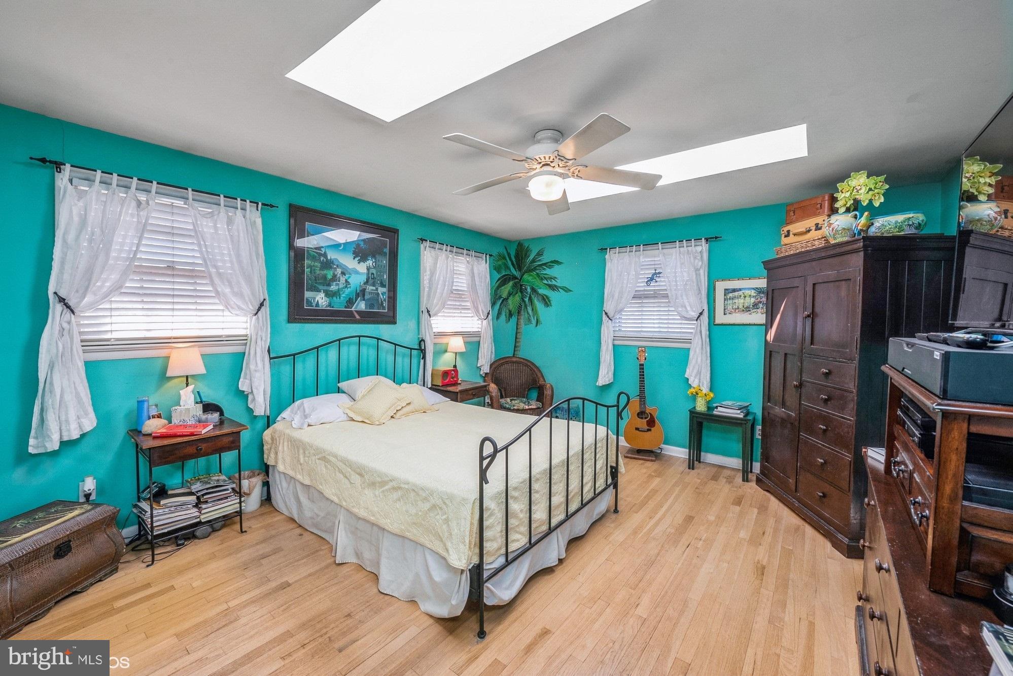 Real estate listing preview #25