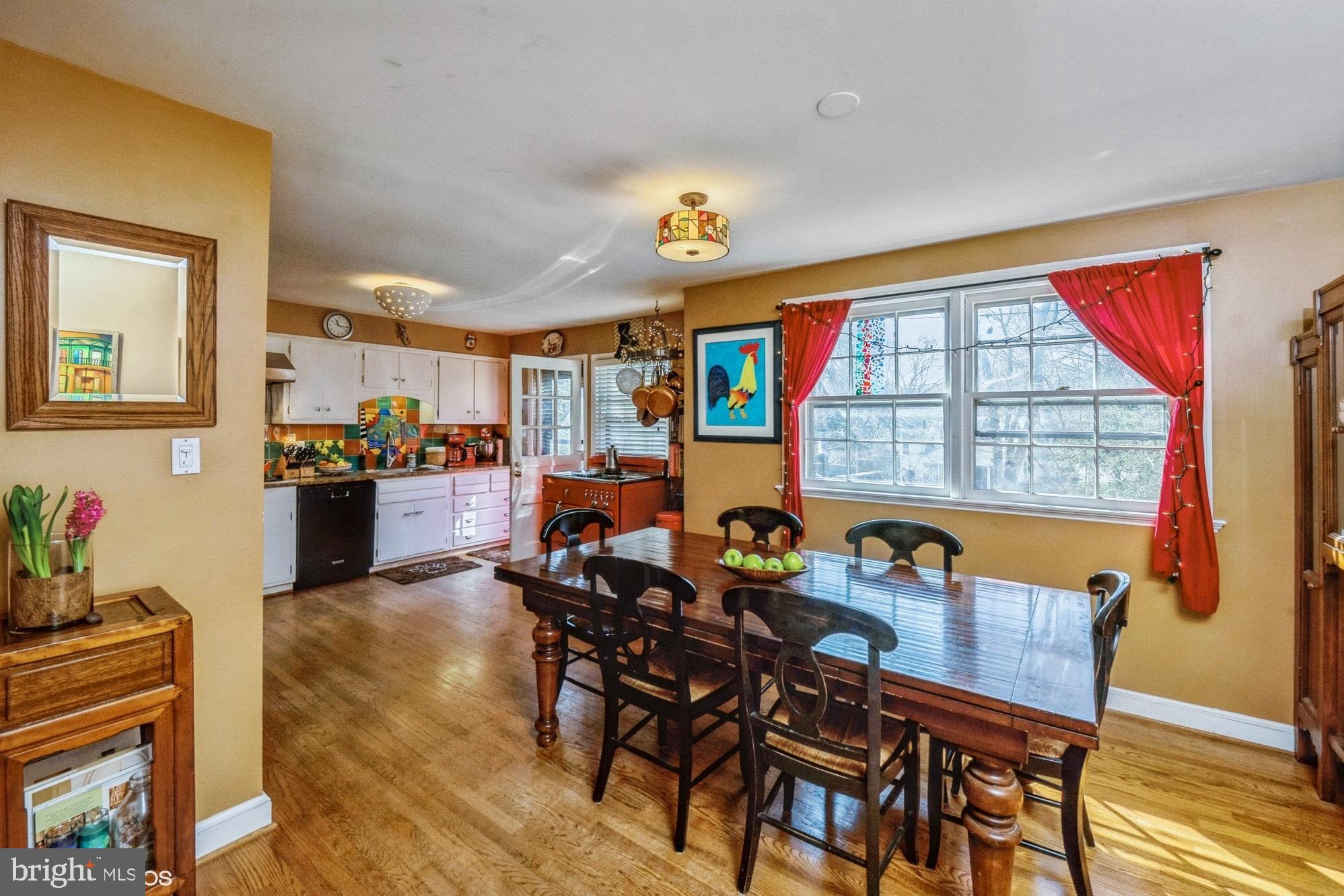 Real estate listing preview #10