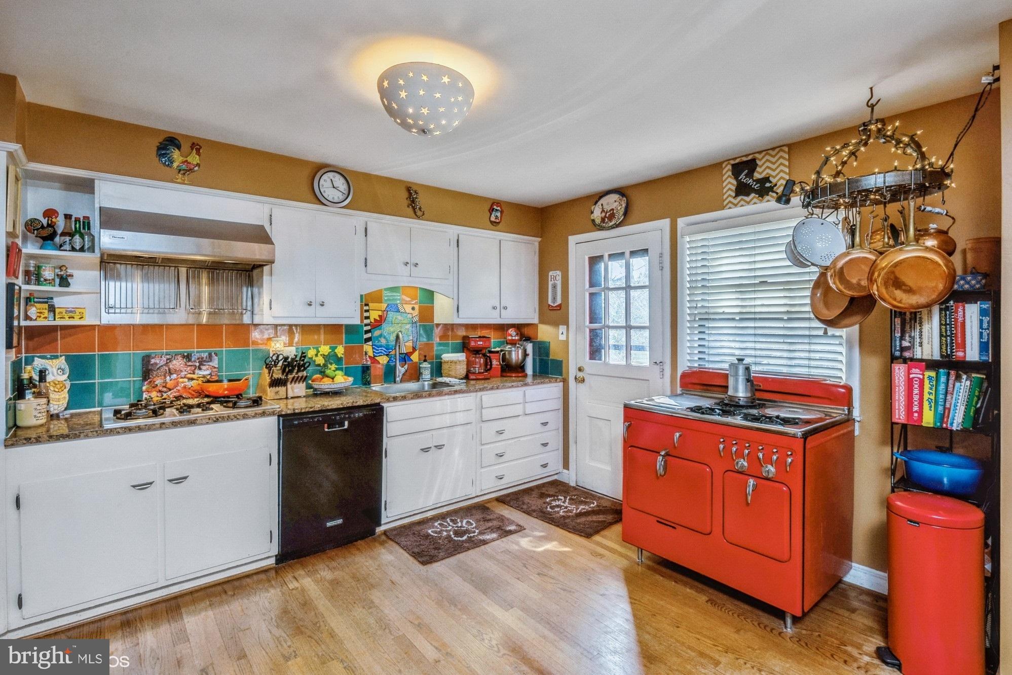 Real estate listing preview #7