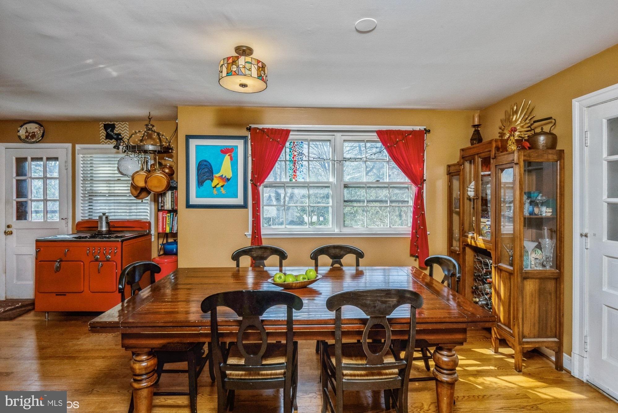 Real estate listing preview #13