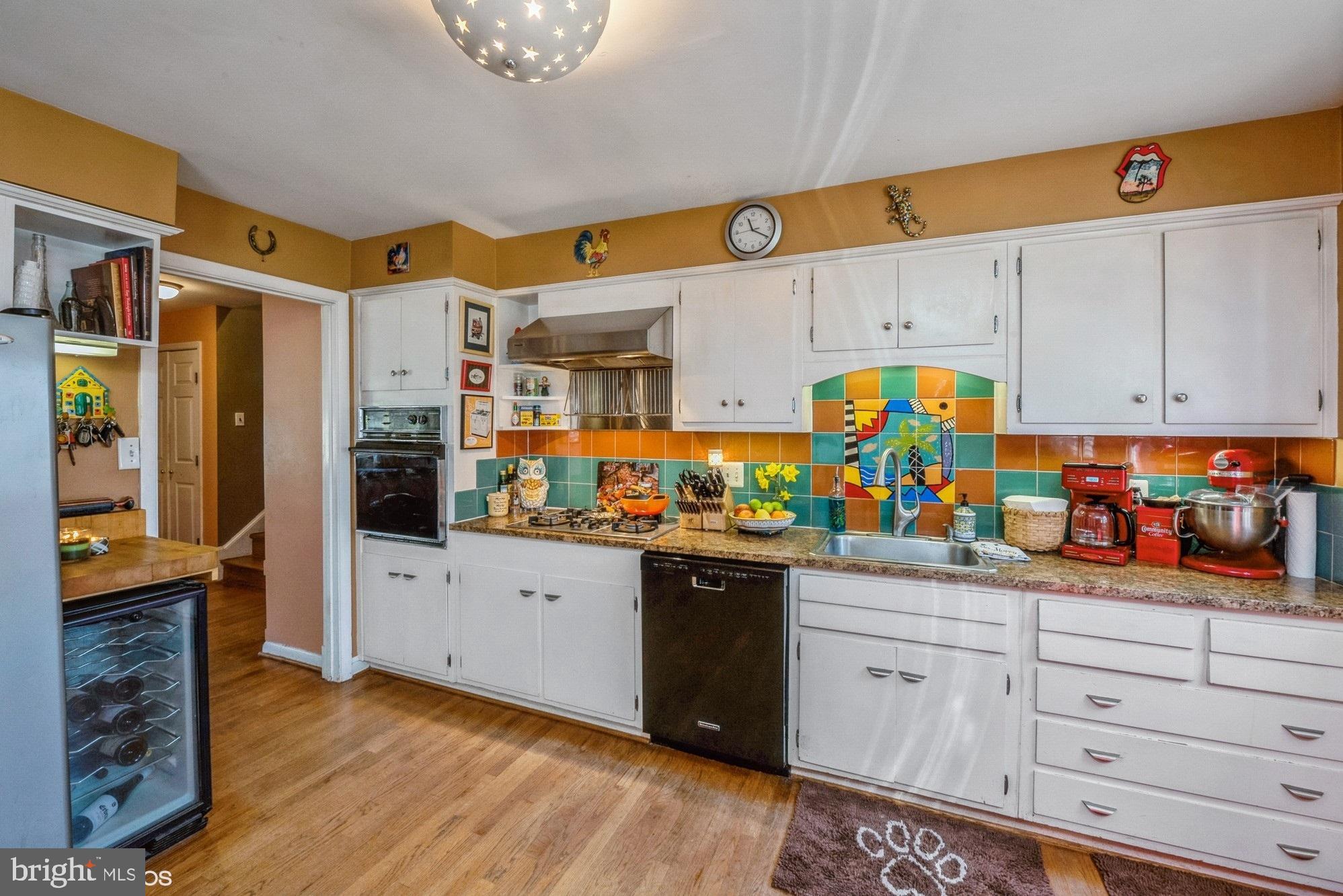 Real estate listing preview #9