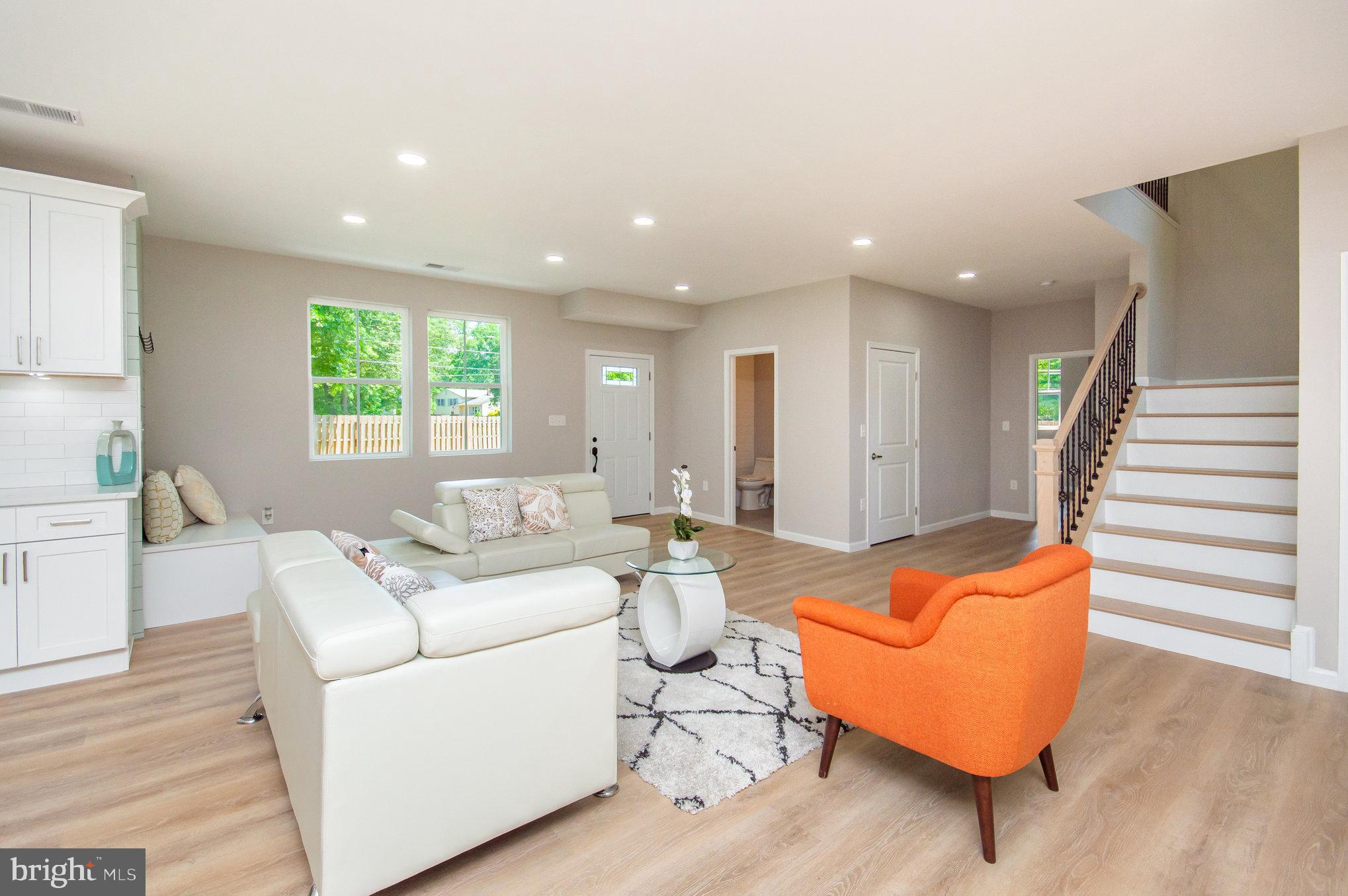 Real estate listing preview #7