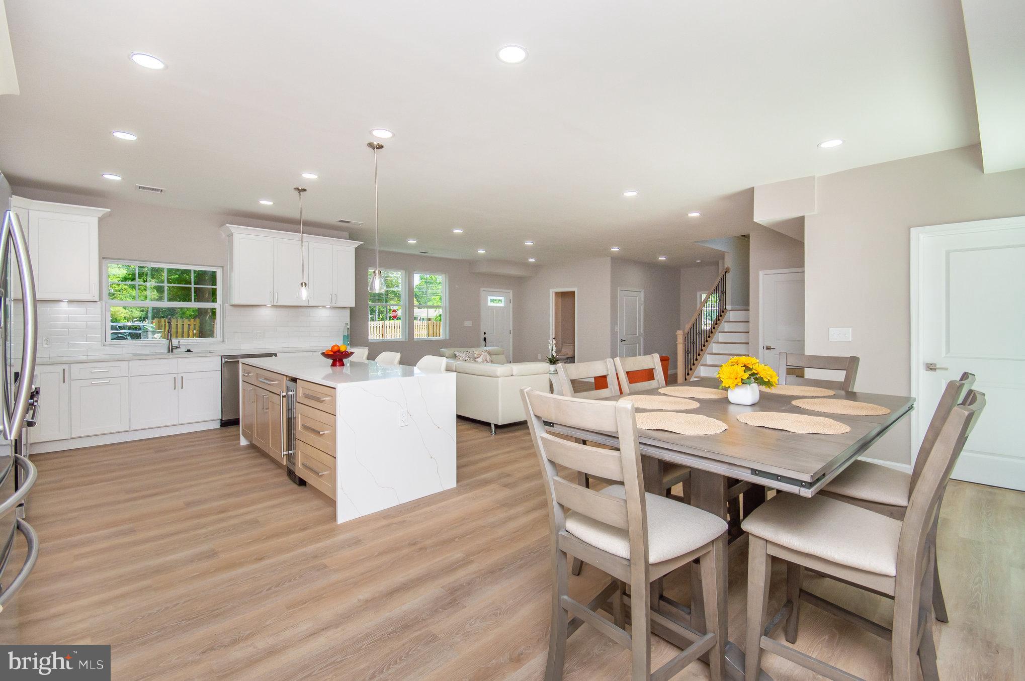 Real estate listing preview #11