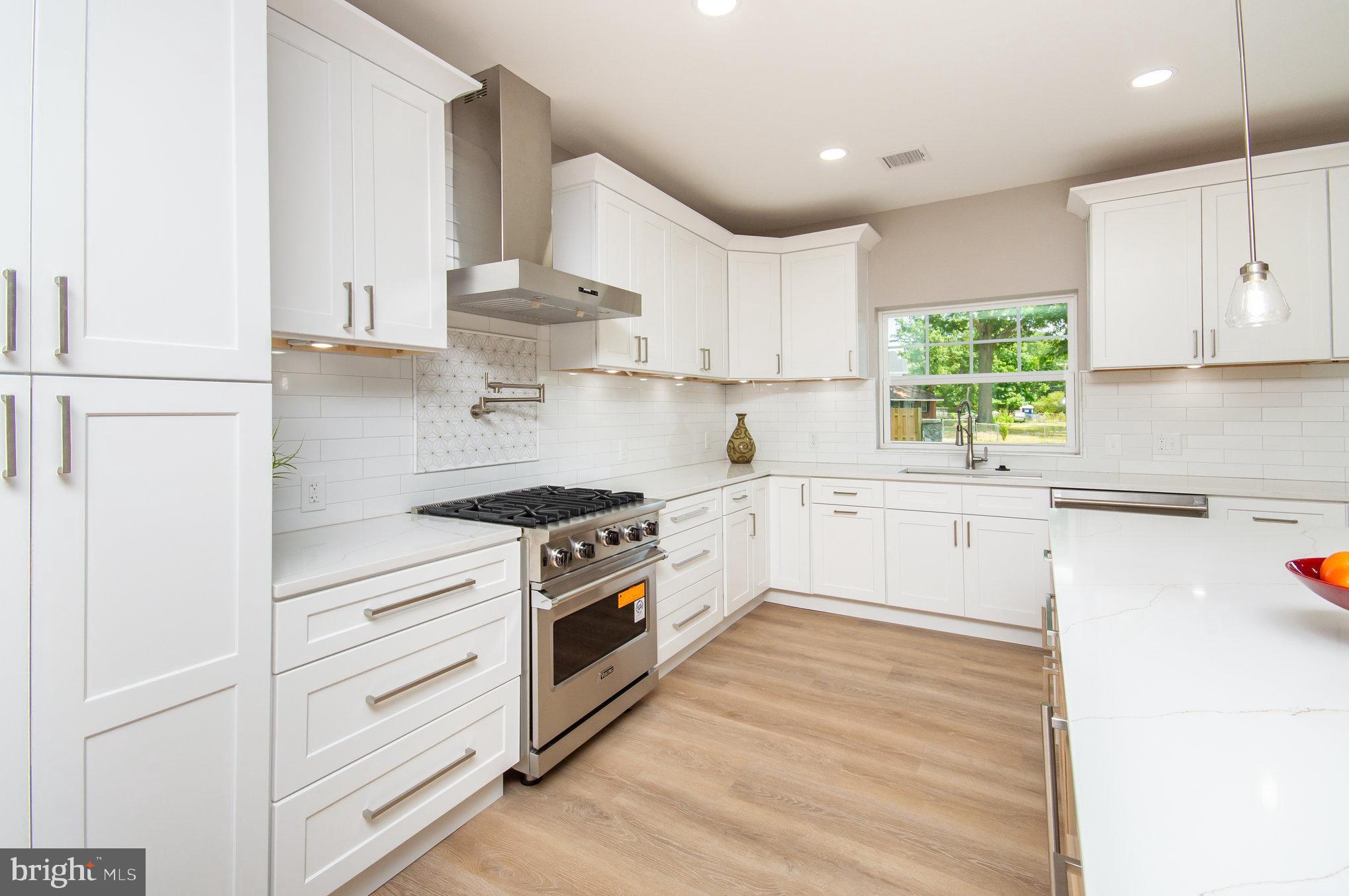 Real estate listing preview #15