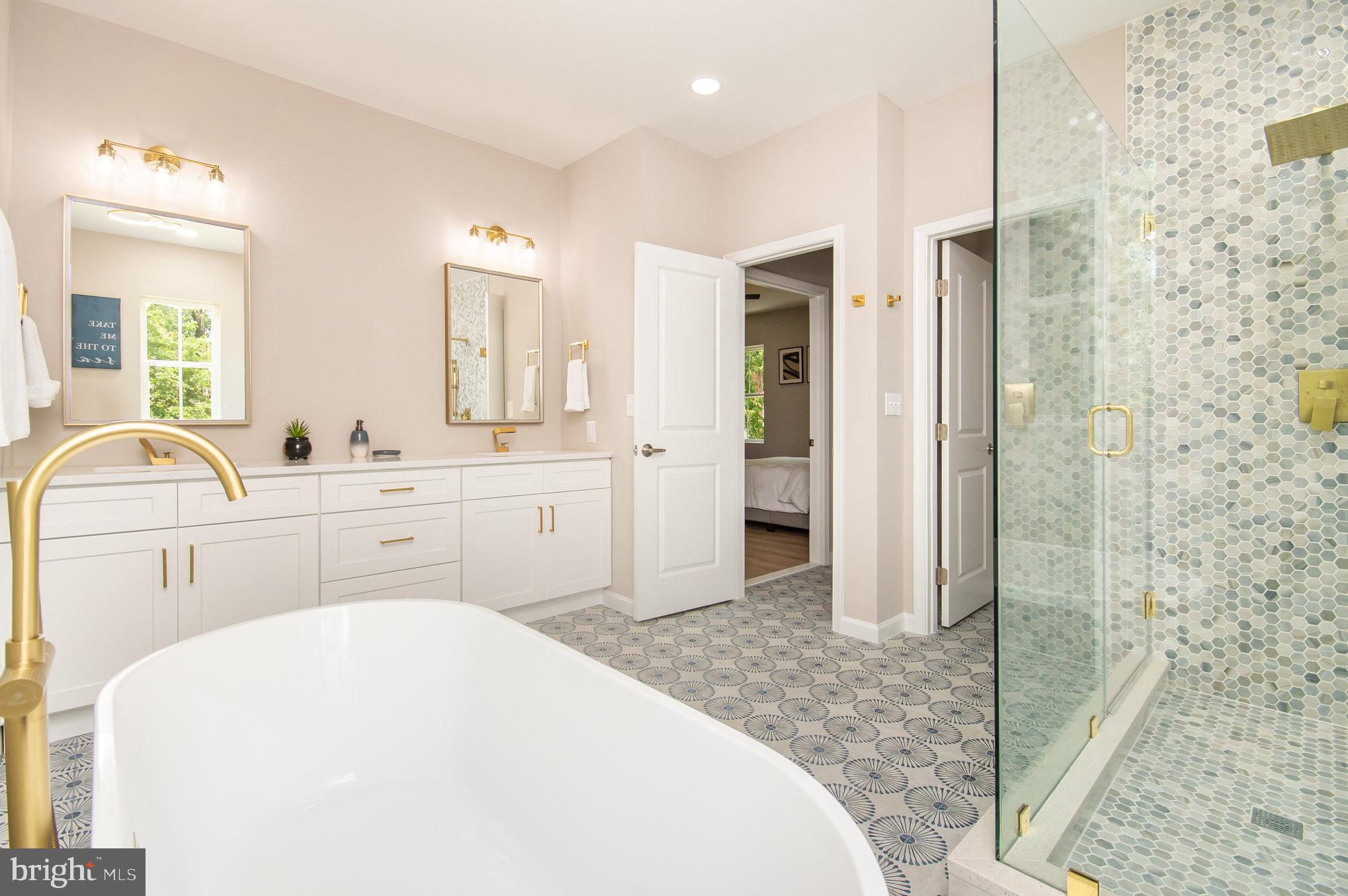 Real estate listing preview #32