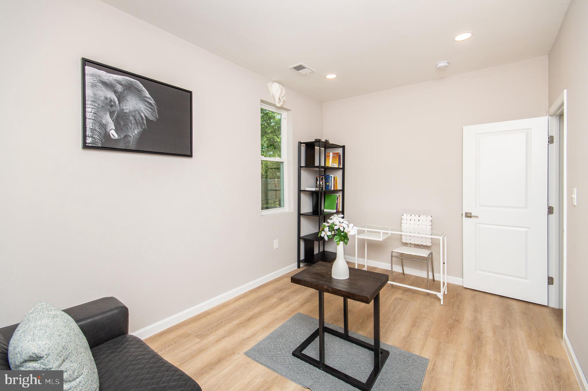 Real estate listing preview #23