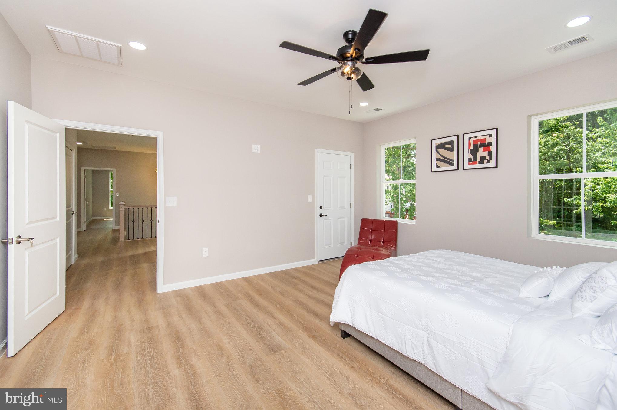 Real estate listing preview #22