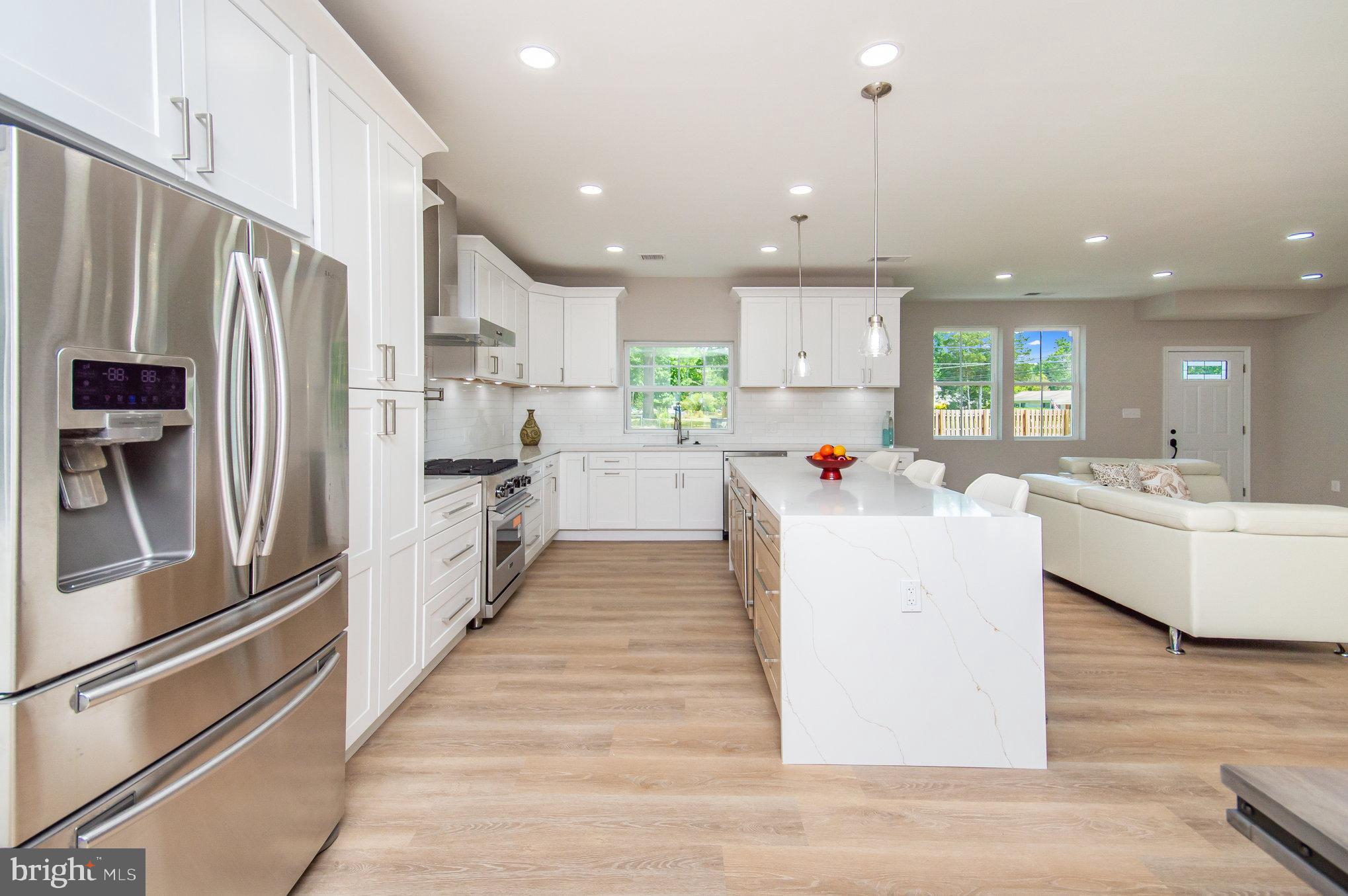 Real estate listing preview #17