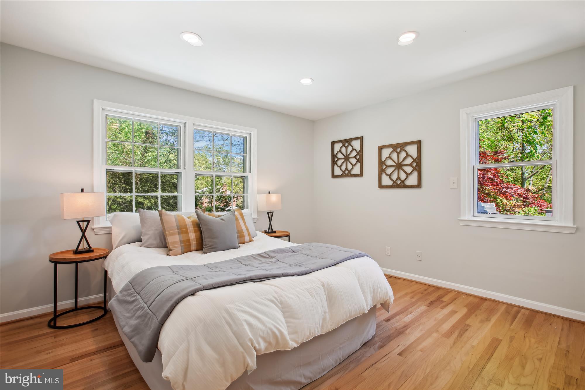 Real estate listing preview #35