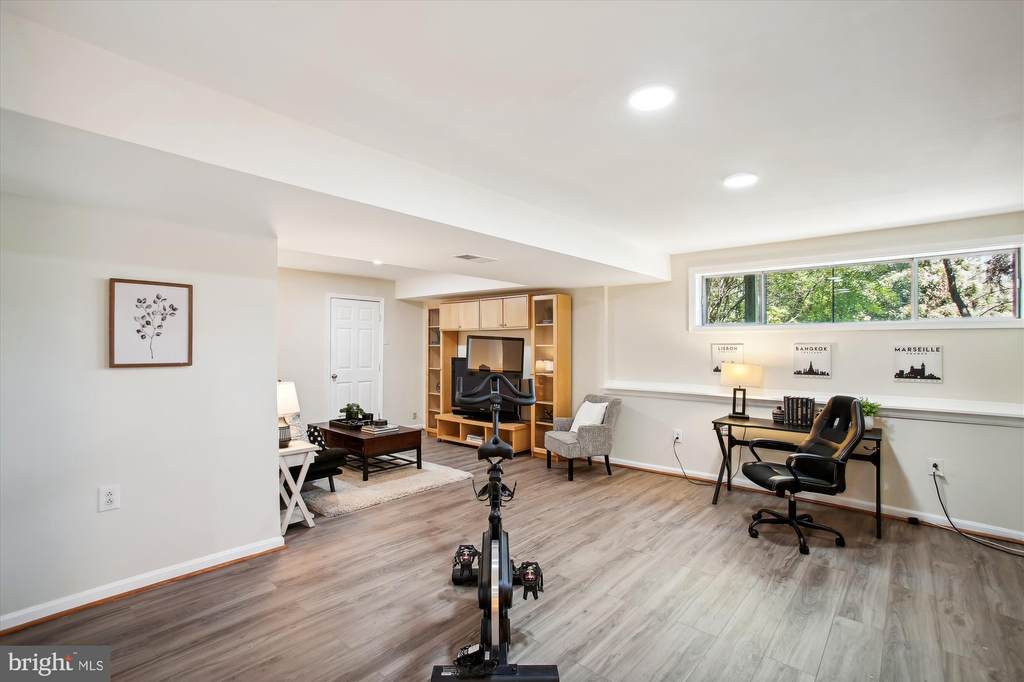 Real estate listing preview #42