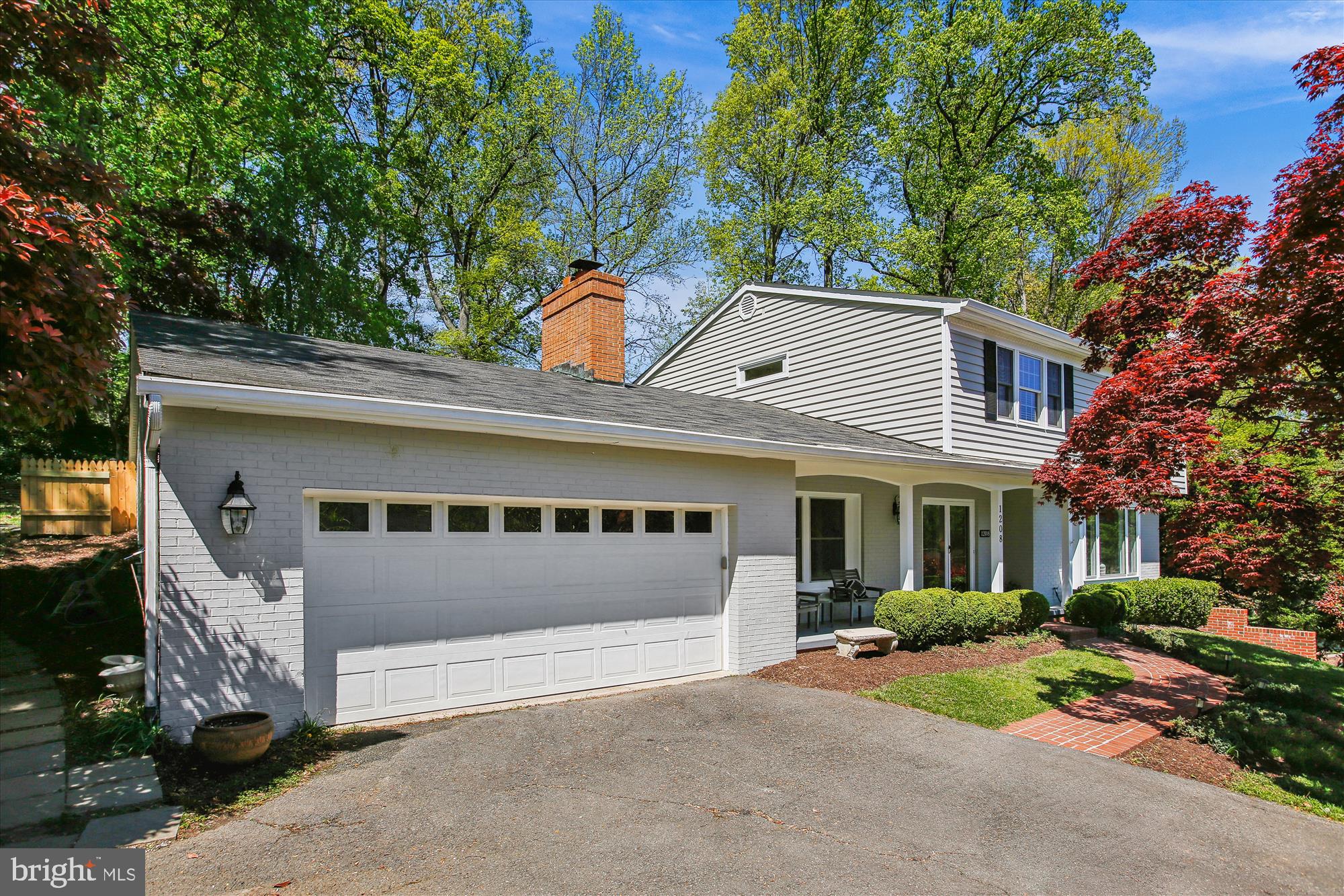 Real estate listing preview #6