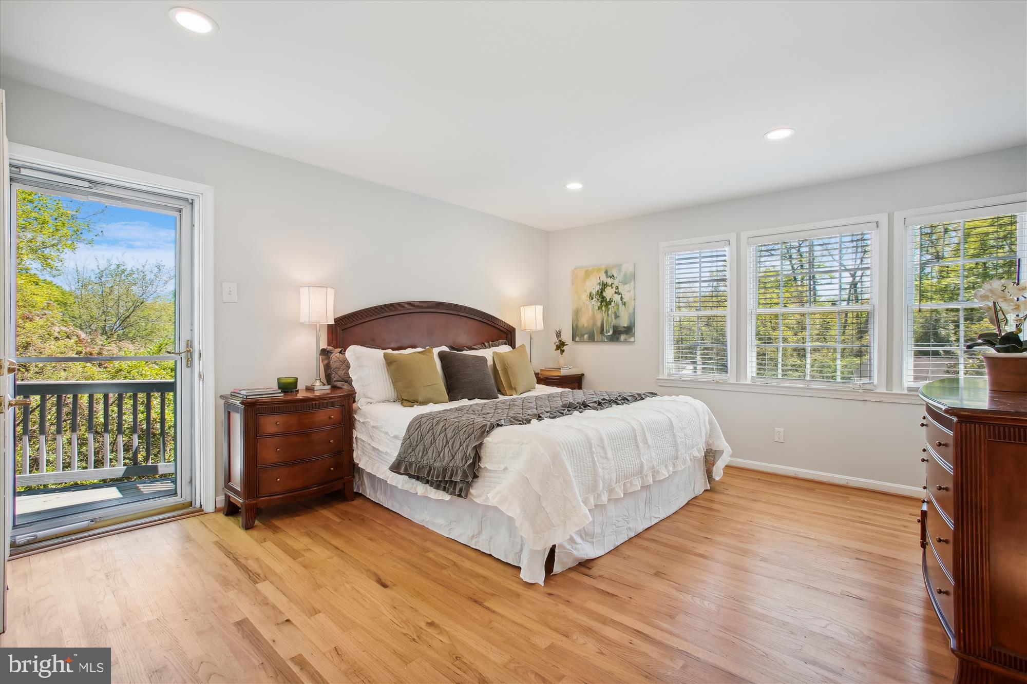 Real estate listing preview #28