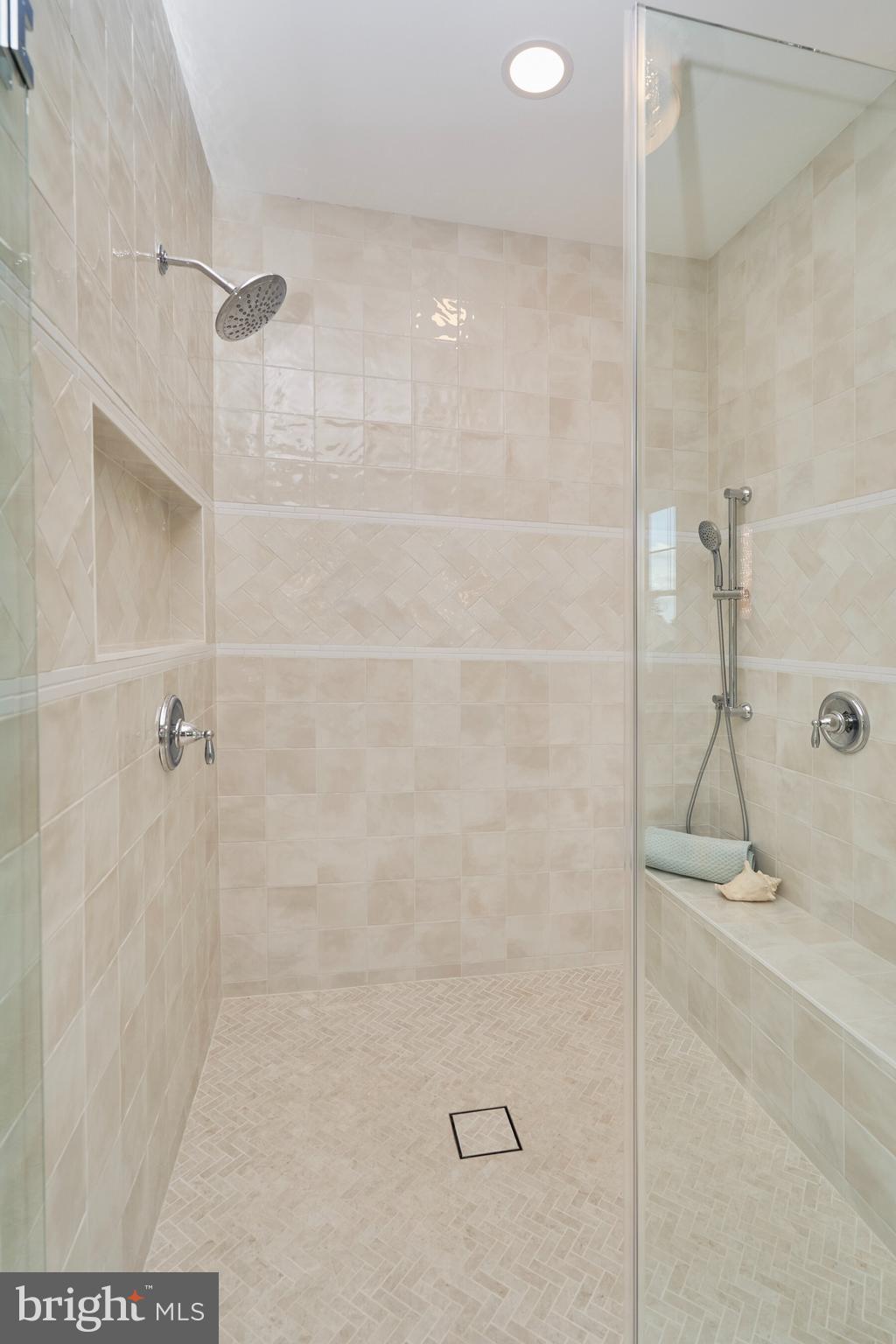 Real estate listing preview #39