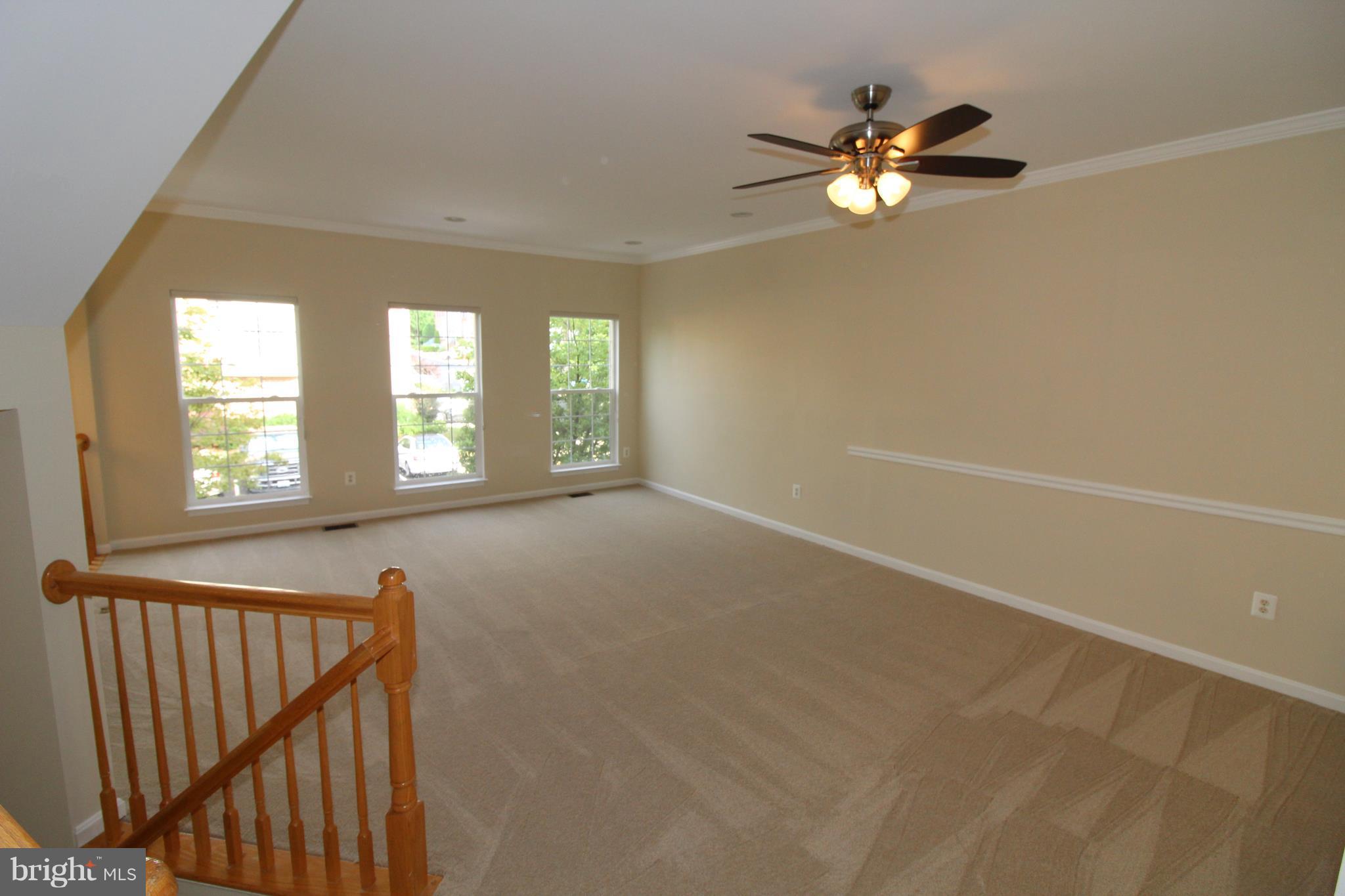 Real estate listing preview #3