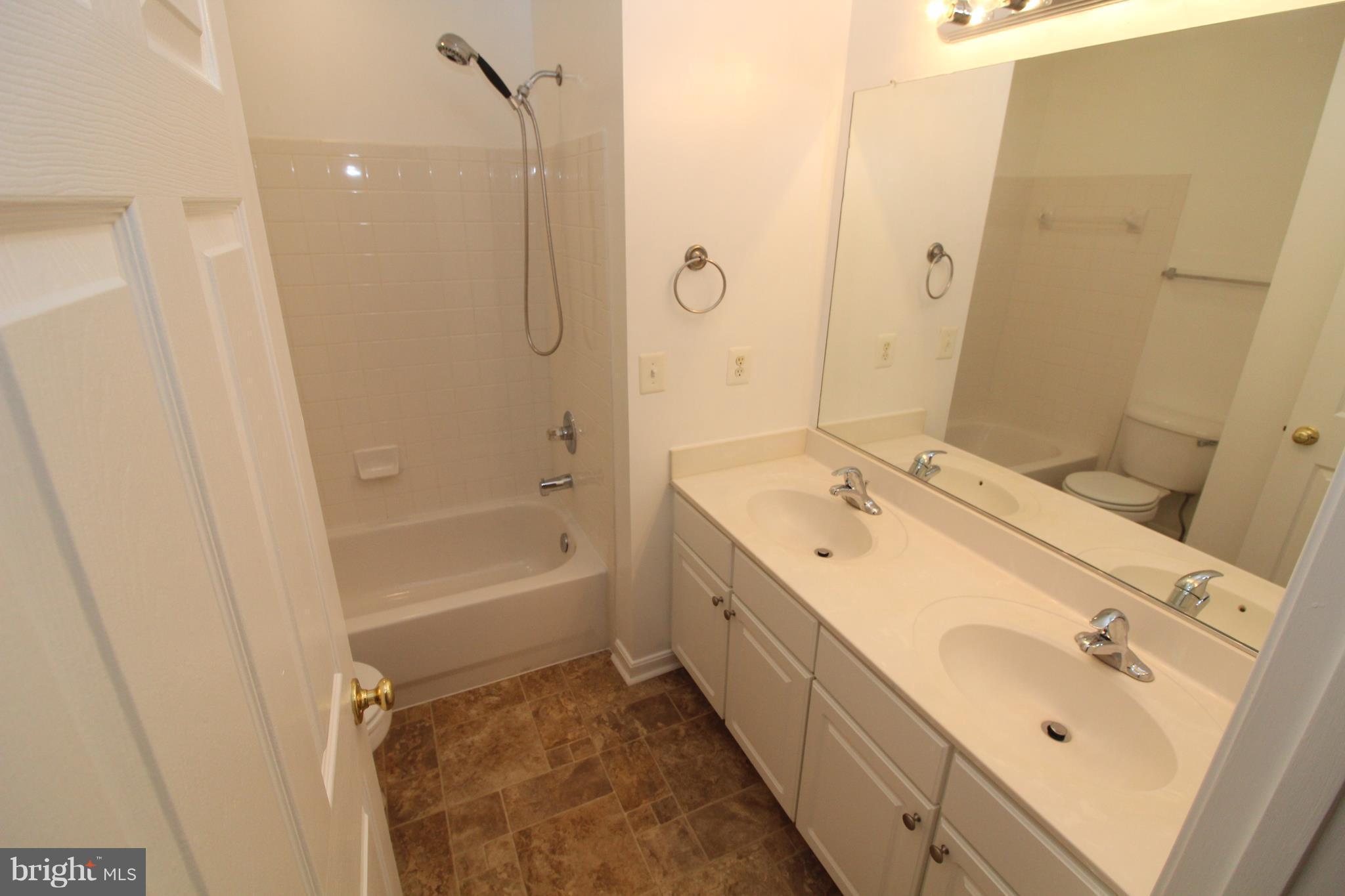 Real estate listing preview #22