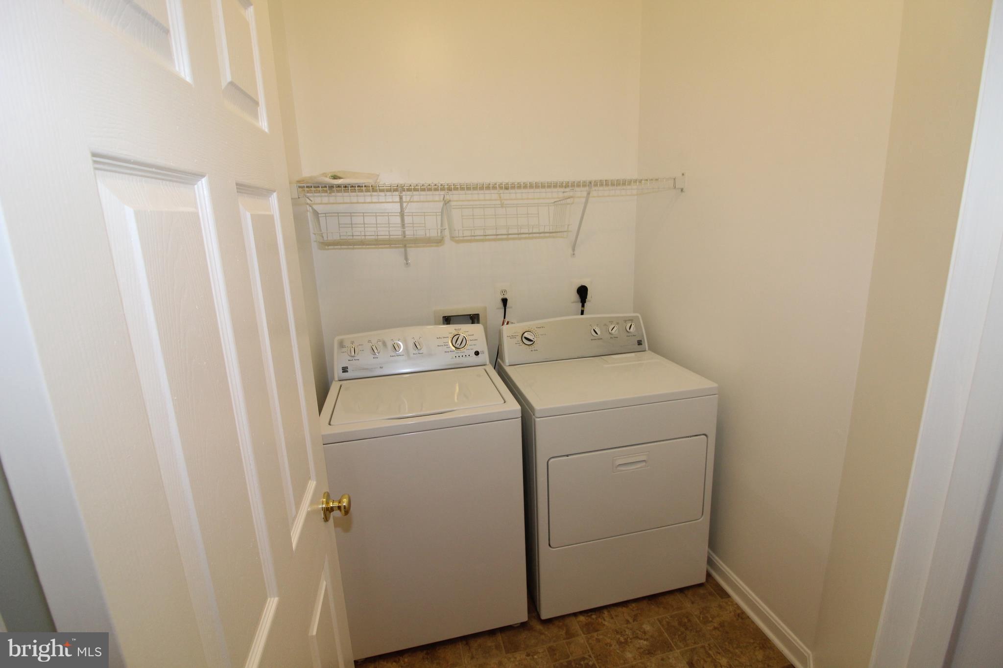 Real estate listing preview #8