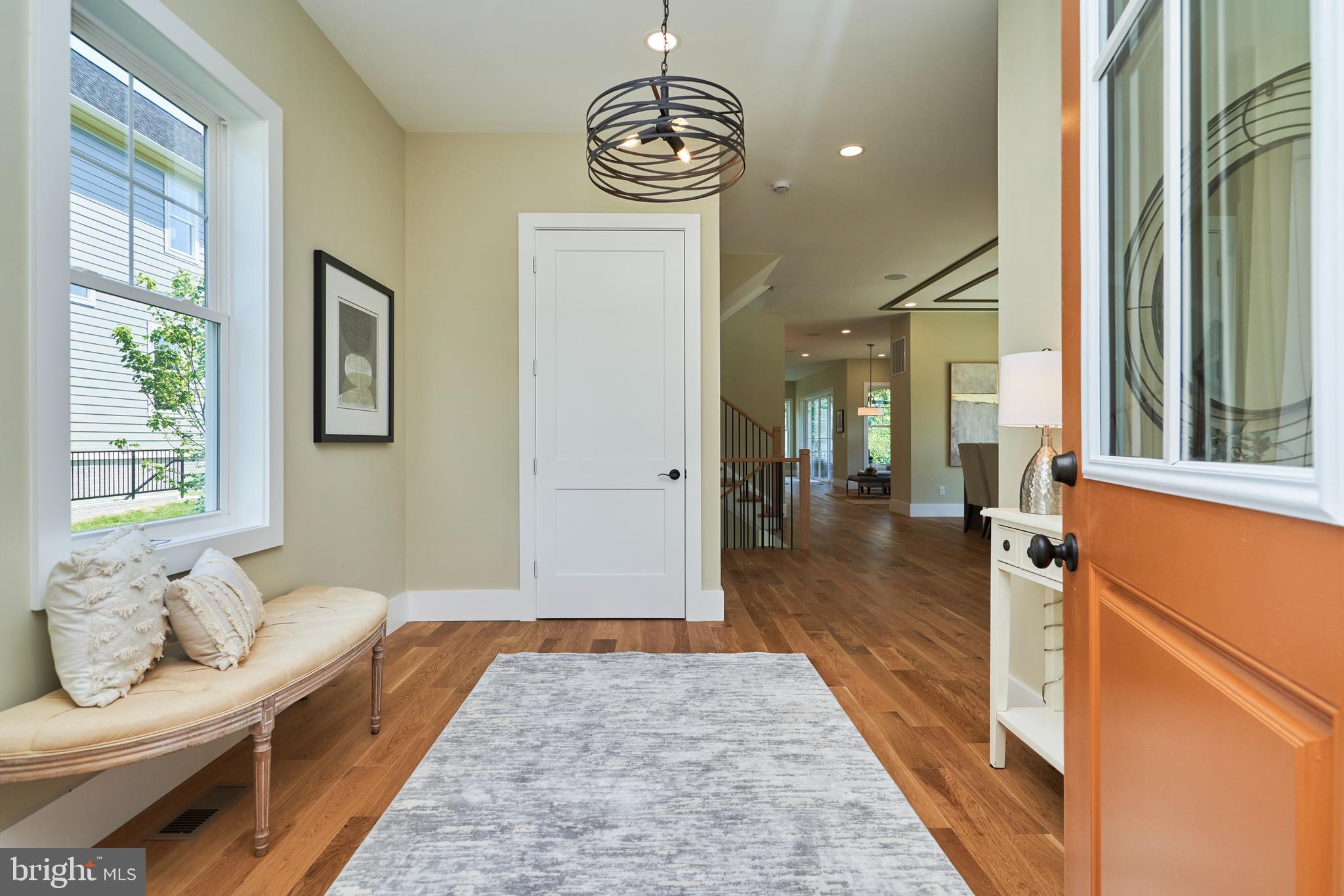 Real estate listing preview #4