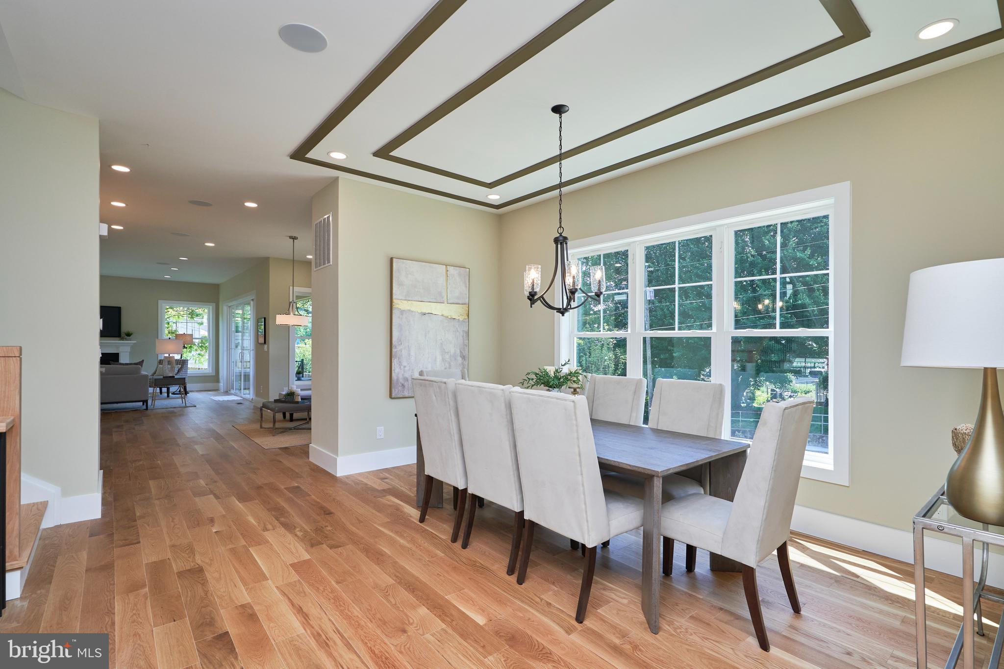 Real estate listing preview #8