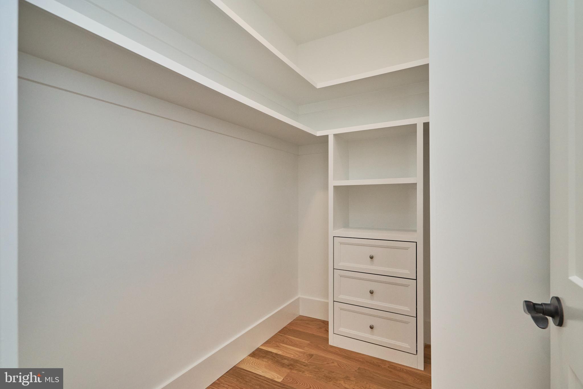 Real estate listing preview #29