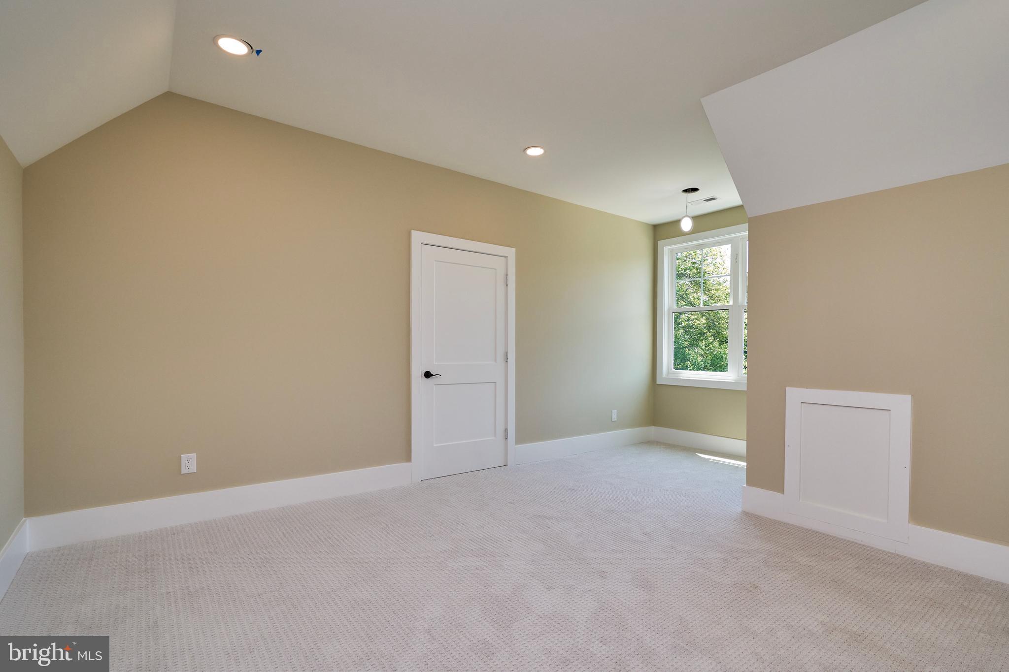 Real estate listing preview #52