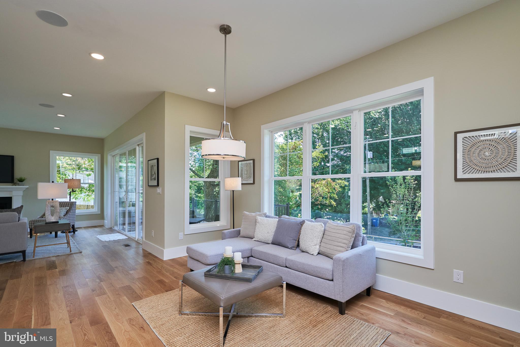 Real estate listing preview #10