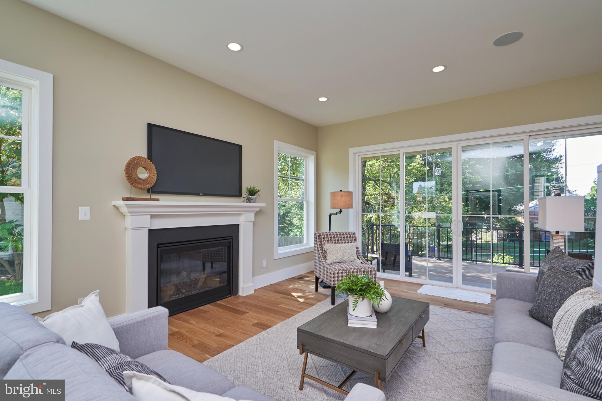 Real estate listing preview #18