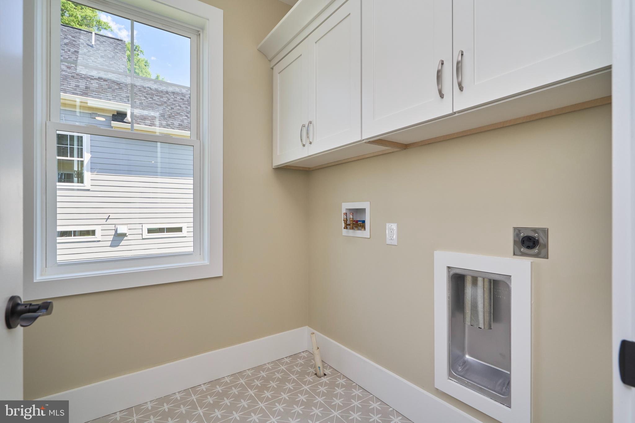 Real estate listing preview #35