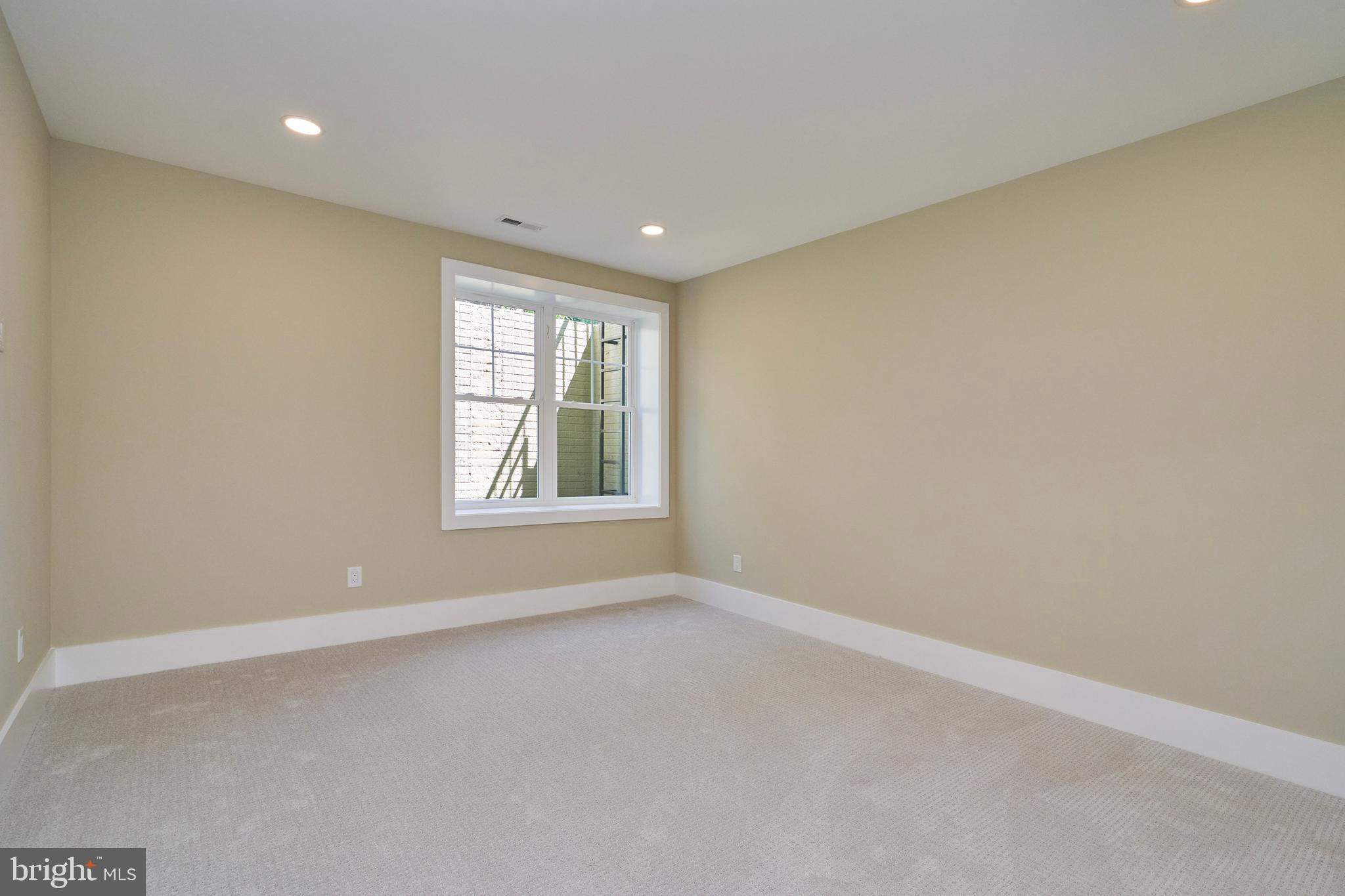 Real estate listing preview #45