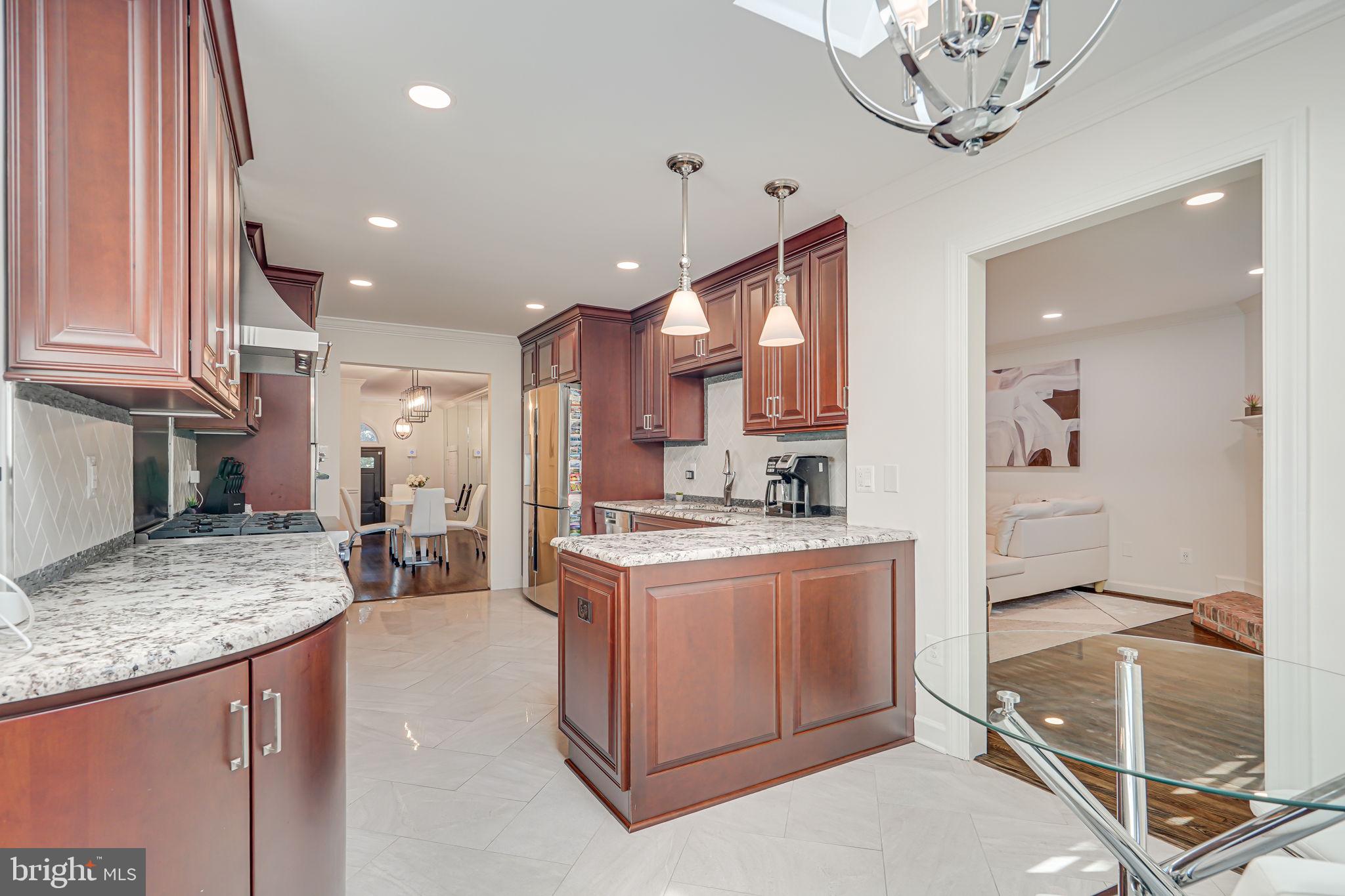 Real estate listing preview #19