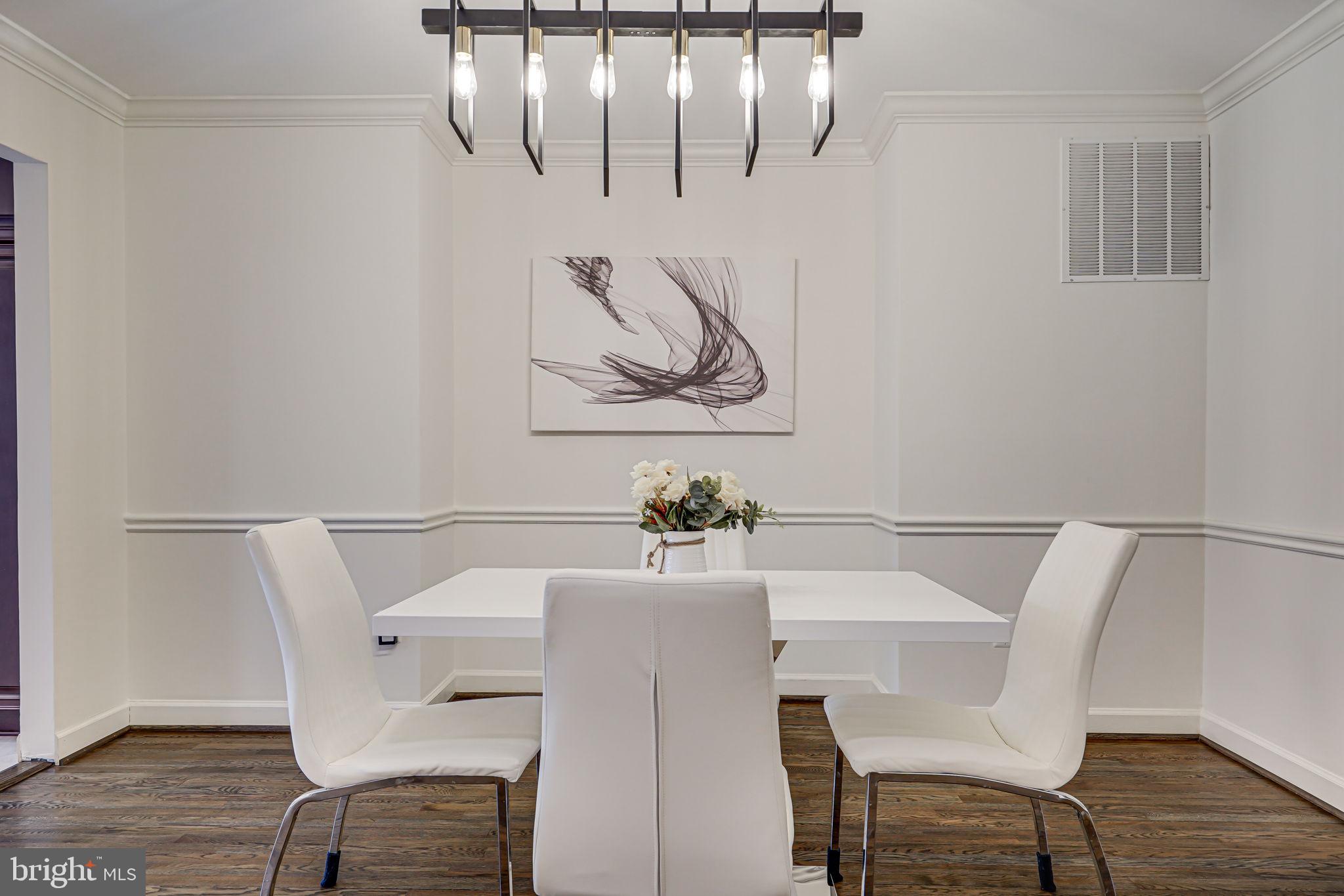 Real estate listing preview #6