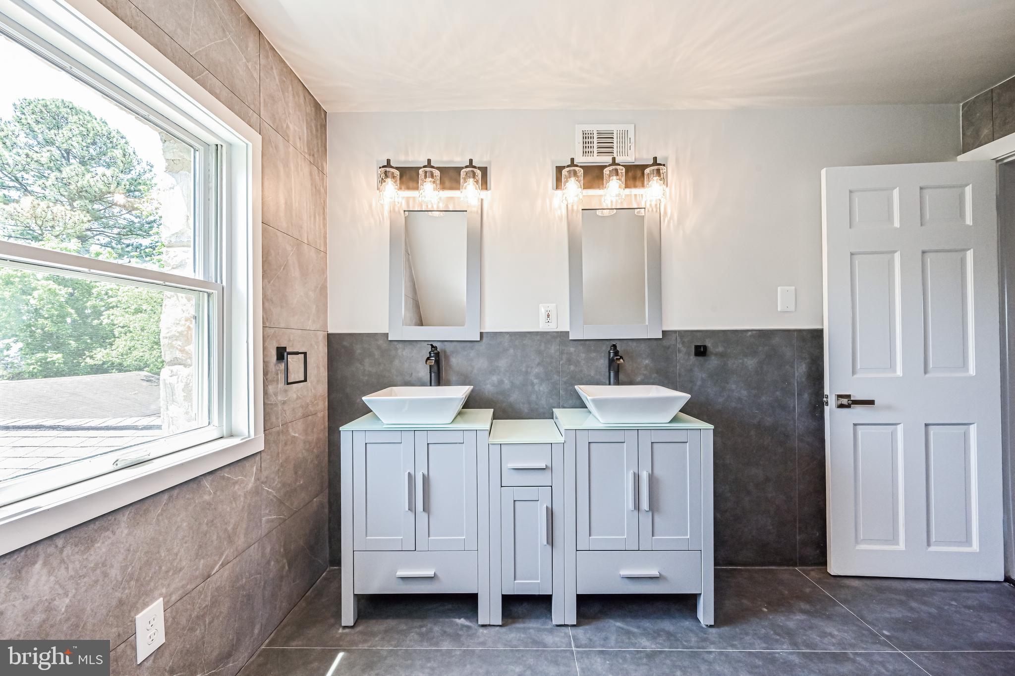 Real estate listing preview #40