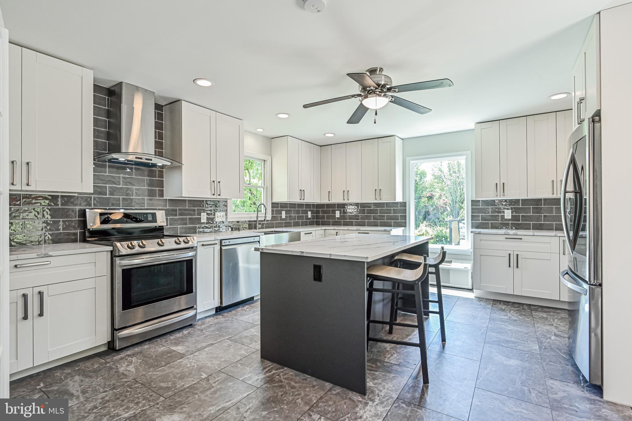 Real estate listing preview #29