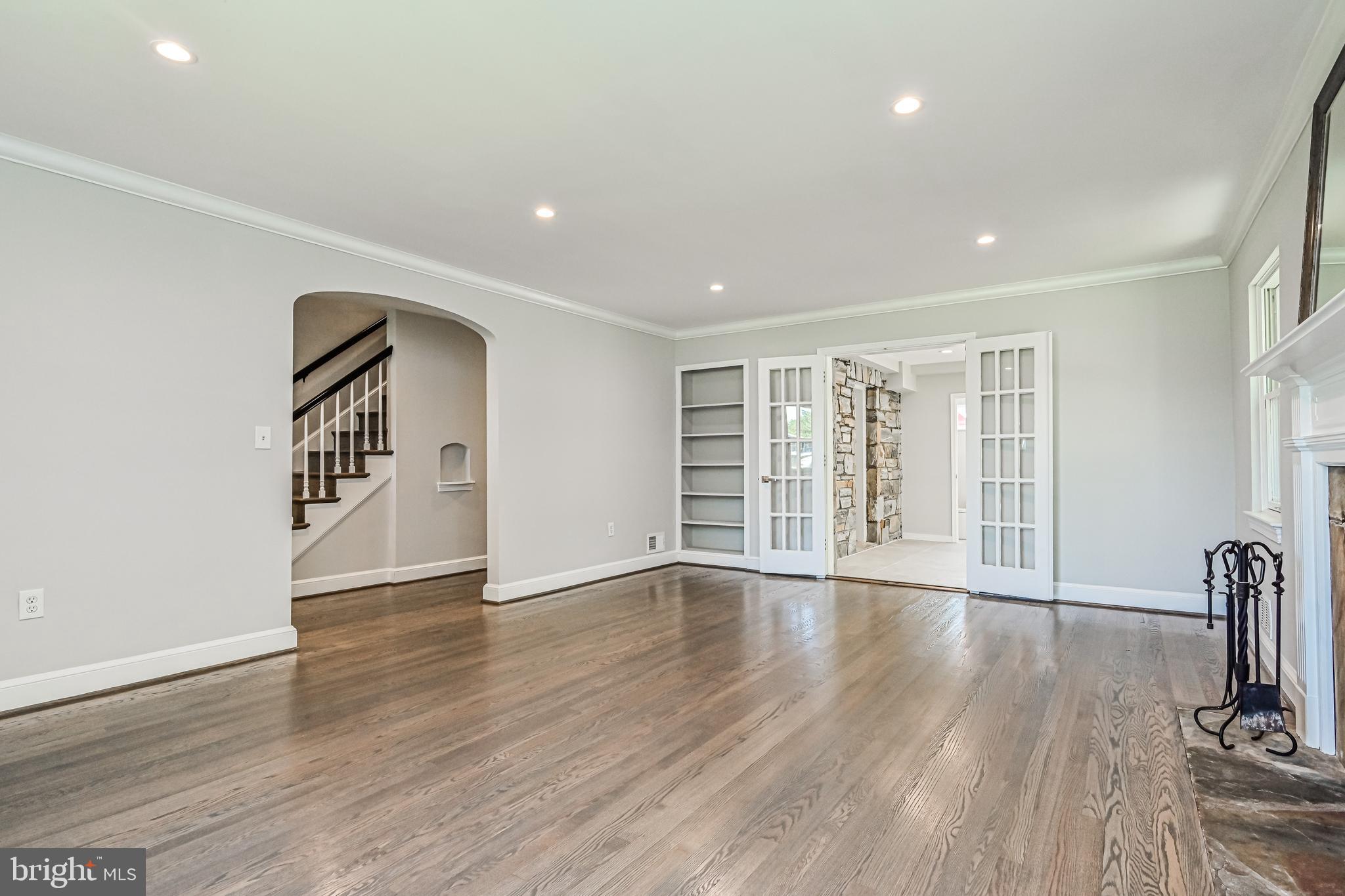 Real estate listing preview #13